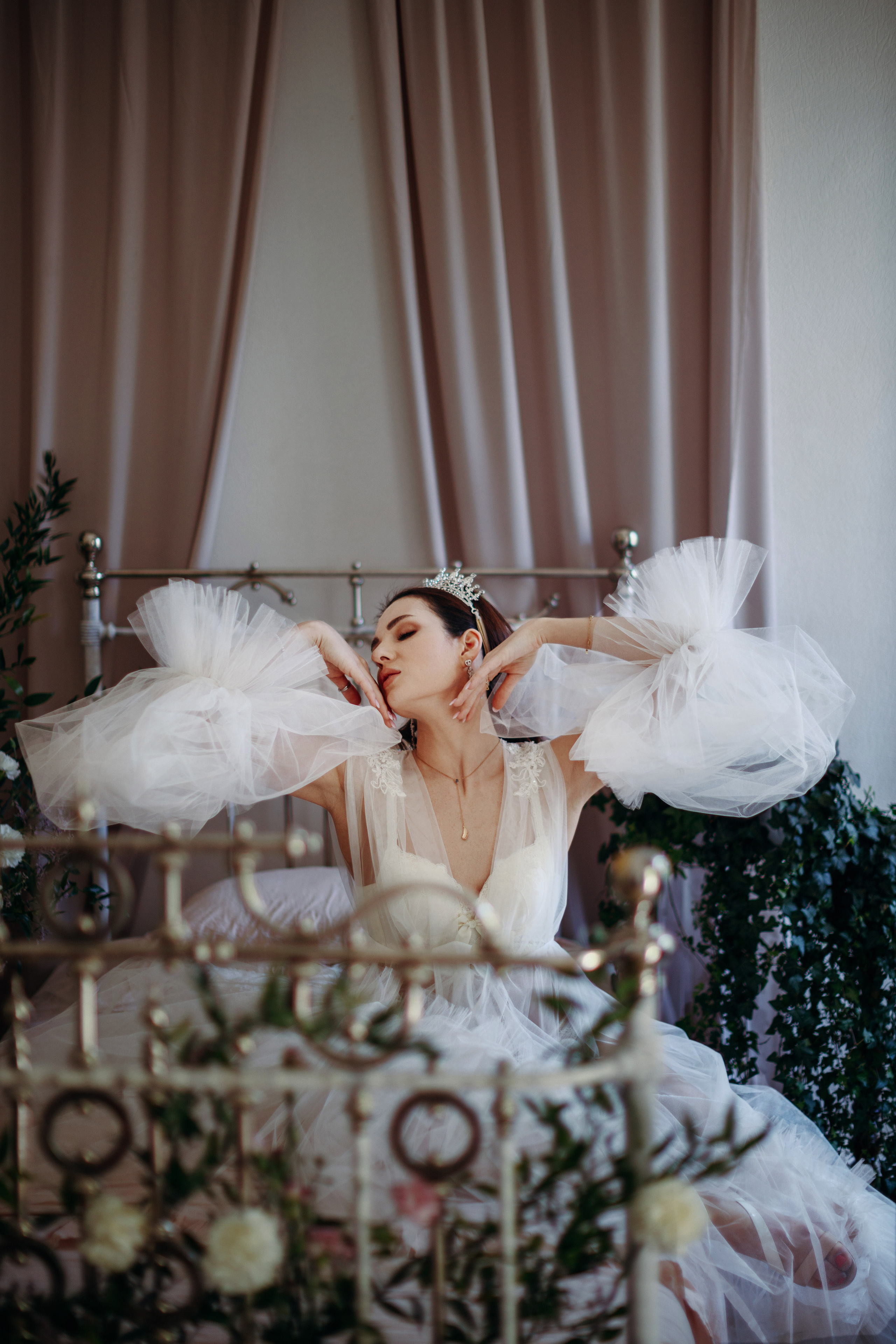 Будуарная фотосессия в студии Natazhu. Wedding Photographer in Florence, Pisa & Tuscany | Candid & Elegant Photography in Italy