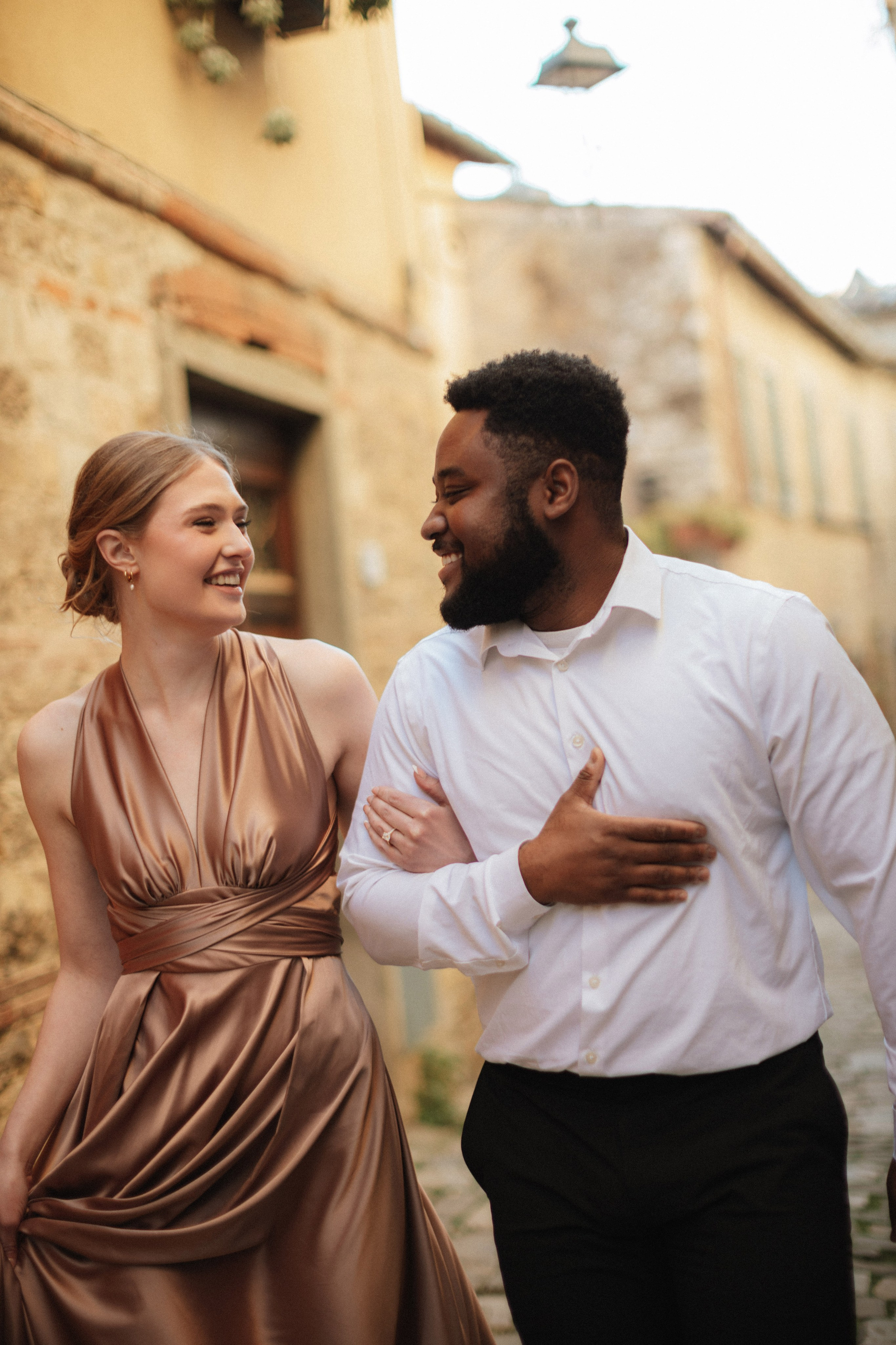 Seth & Janaya. Fotografo di matrimoni a Firenze, Pisa e Toscana | Fotografia spontanea ed elegante in Italia