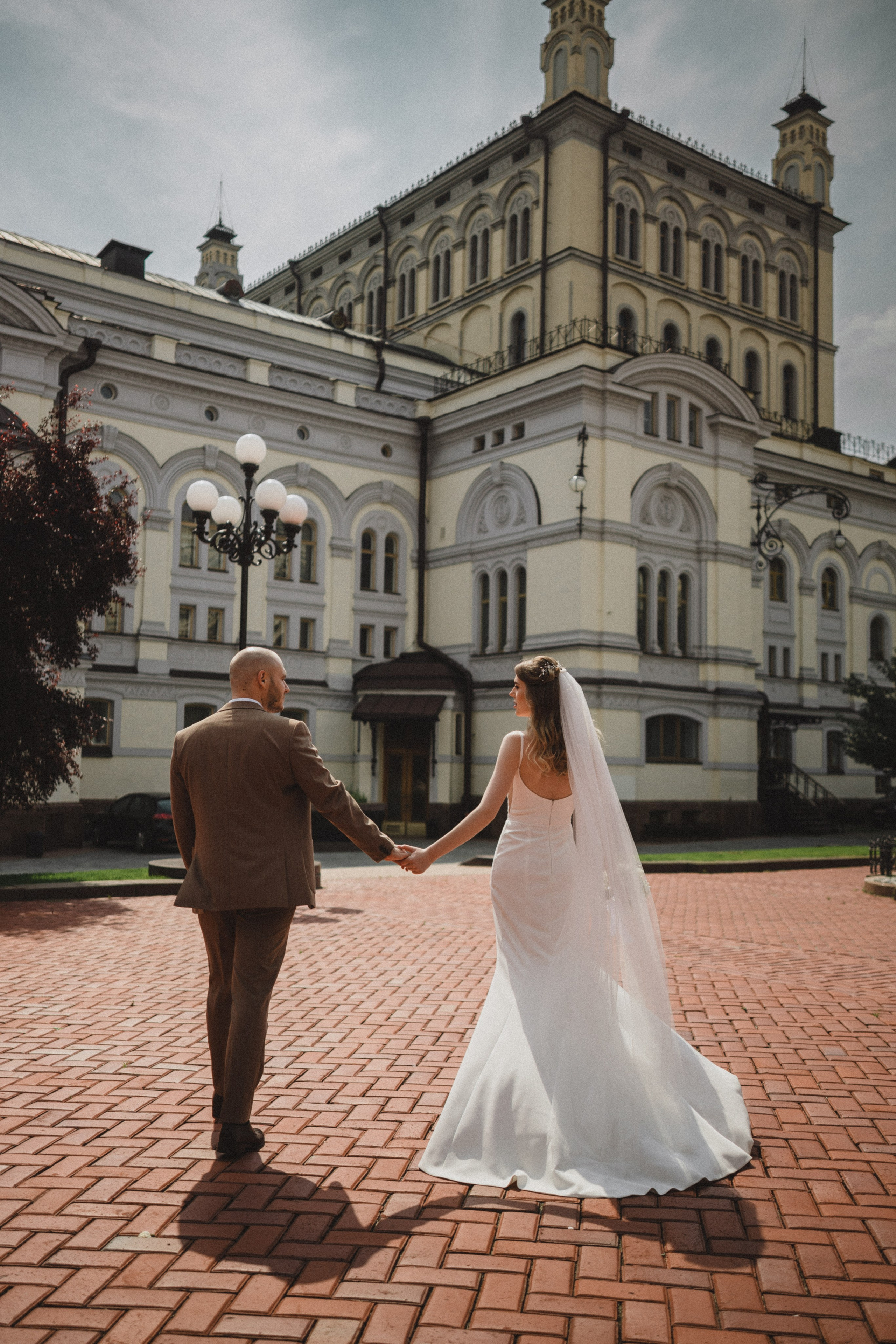 Elegant Urban Wedding Photography — Roman & Valentina. Wedding Photographer in Florence, Pisa & Tuscany | Candid & Elegant Photography in Italy