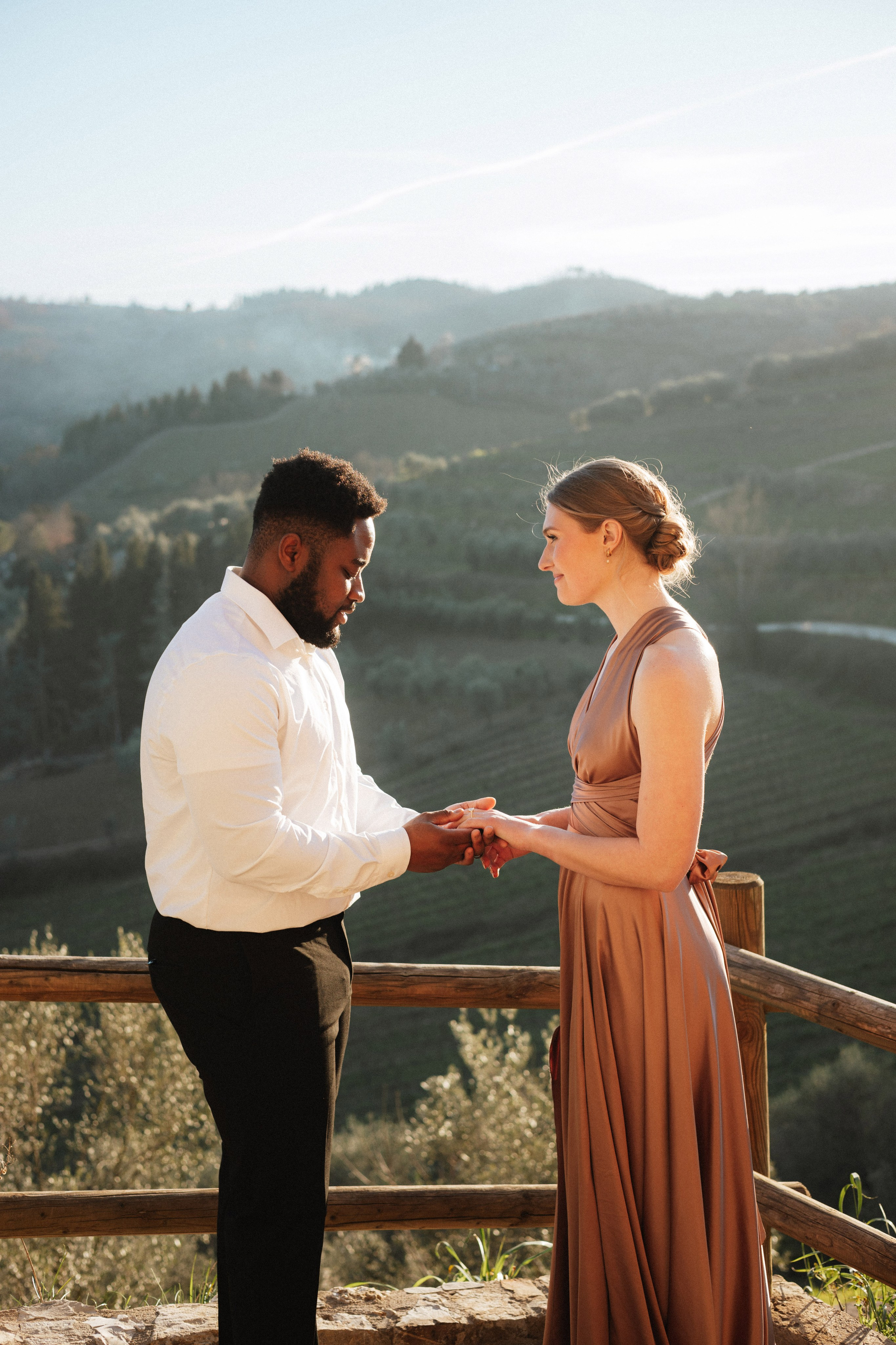 Seth & Janaya. Fotografo di matrimoni a Firenze, Pisa e Toscana | Fotografia spontanea ed elegante in Italia