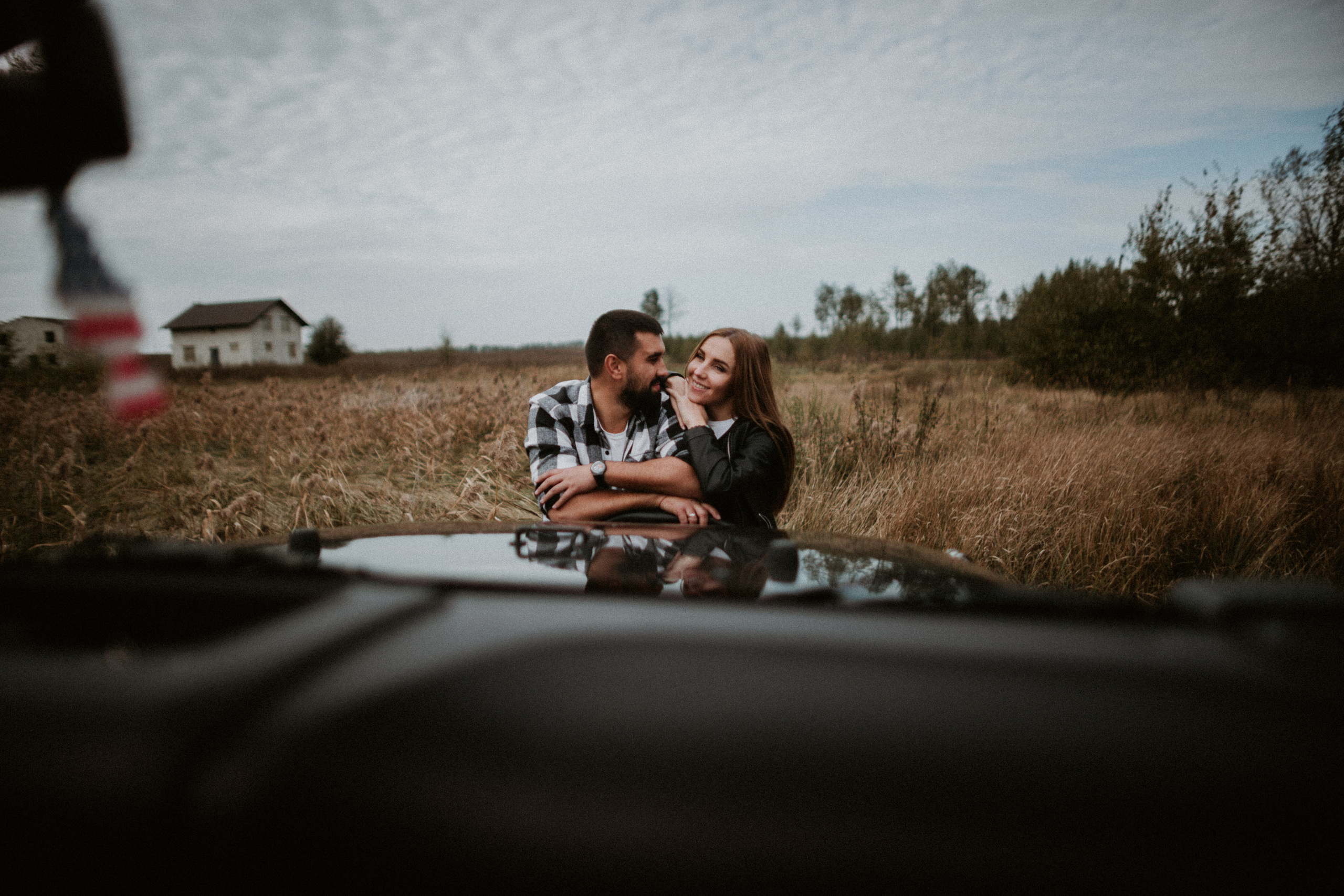 Nikolay & Olga — Stylish Couple Photoshoot | Sunset & Jeep Wrangler Meta Description: Discover Nikolay & Olga’s romantic couple photoshoot:. Wedding Photographer in Florence, Pisa & Tuscany | Candid & Elegant Photography in Italy
