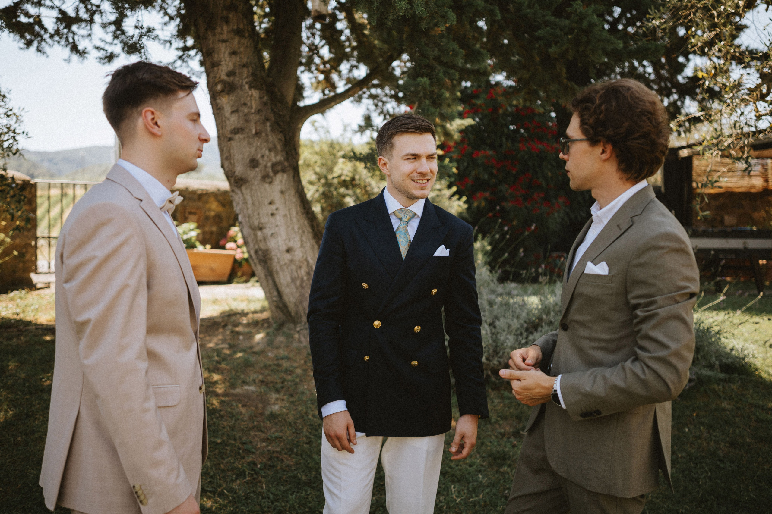 Yura & Katya: Tuscan Wedding Preview at Agriturismo Sottotono. Fotografo di matrimoni a Firenze, Pisa e Toscana | Fotografia spontanea ed elegante in Italia