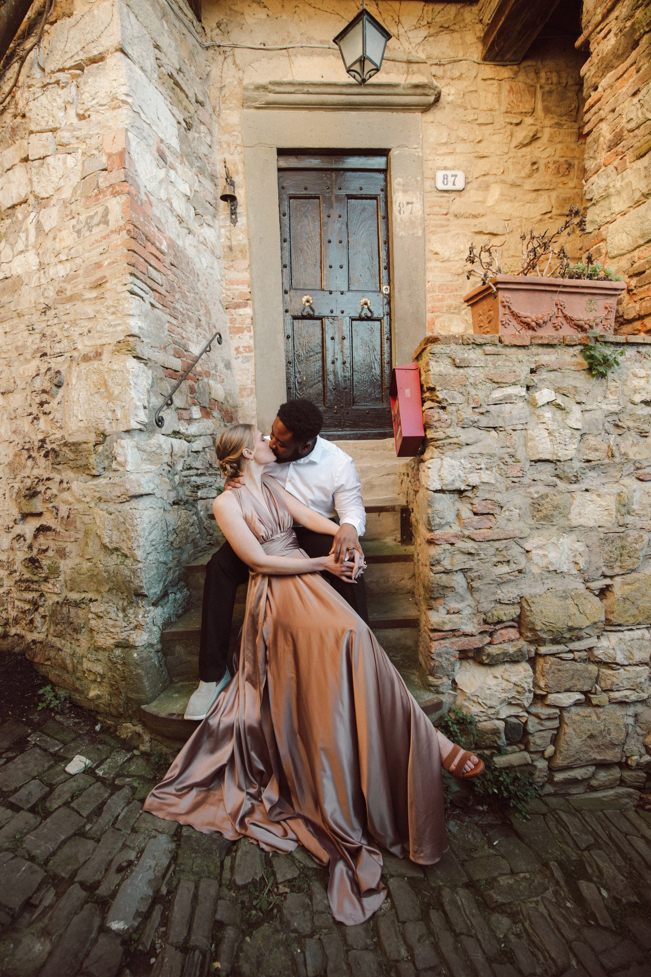 Seth & Janaya. Fotografo di matrimoni a Firenze, Pisa e Toscana | Fotografia spontanea ed elegante in Italia