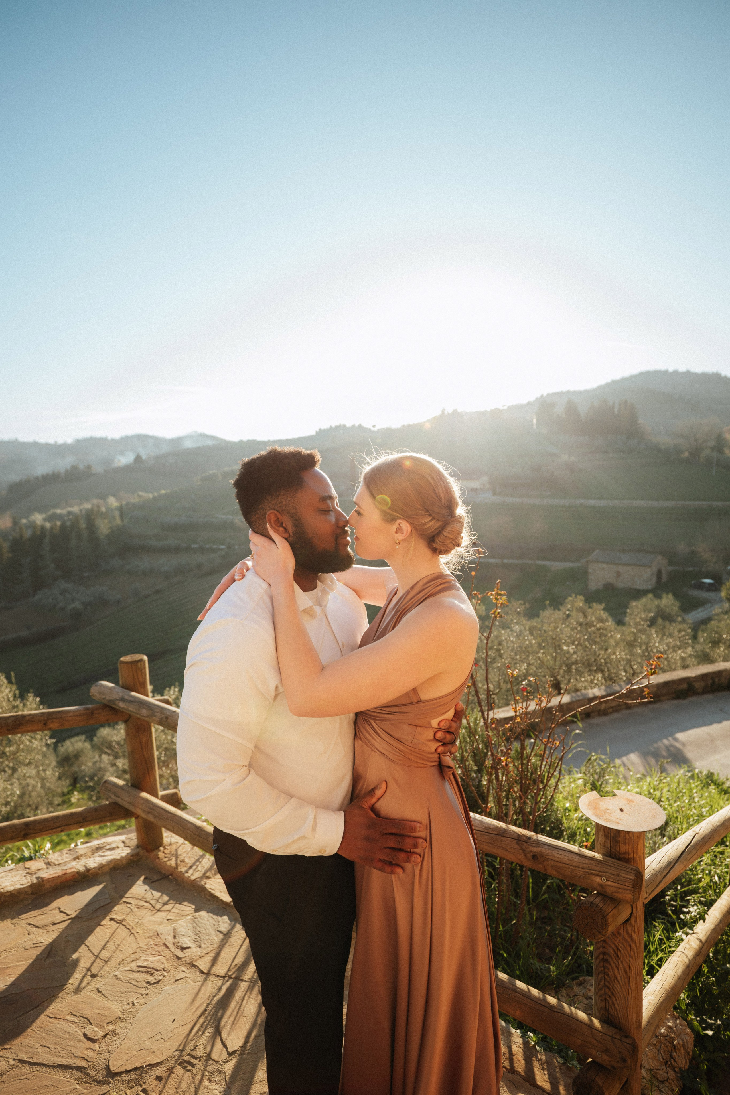 Seth & Janaya. Fotografo di matrimoni a Firenze, Pisa e Toscana | Fotografia spontanea ed elegante in Italia