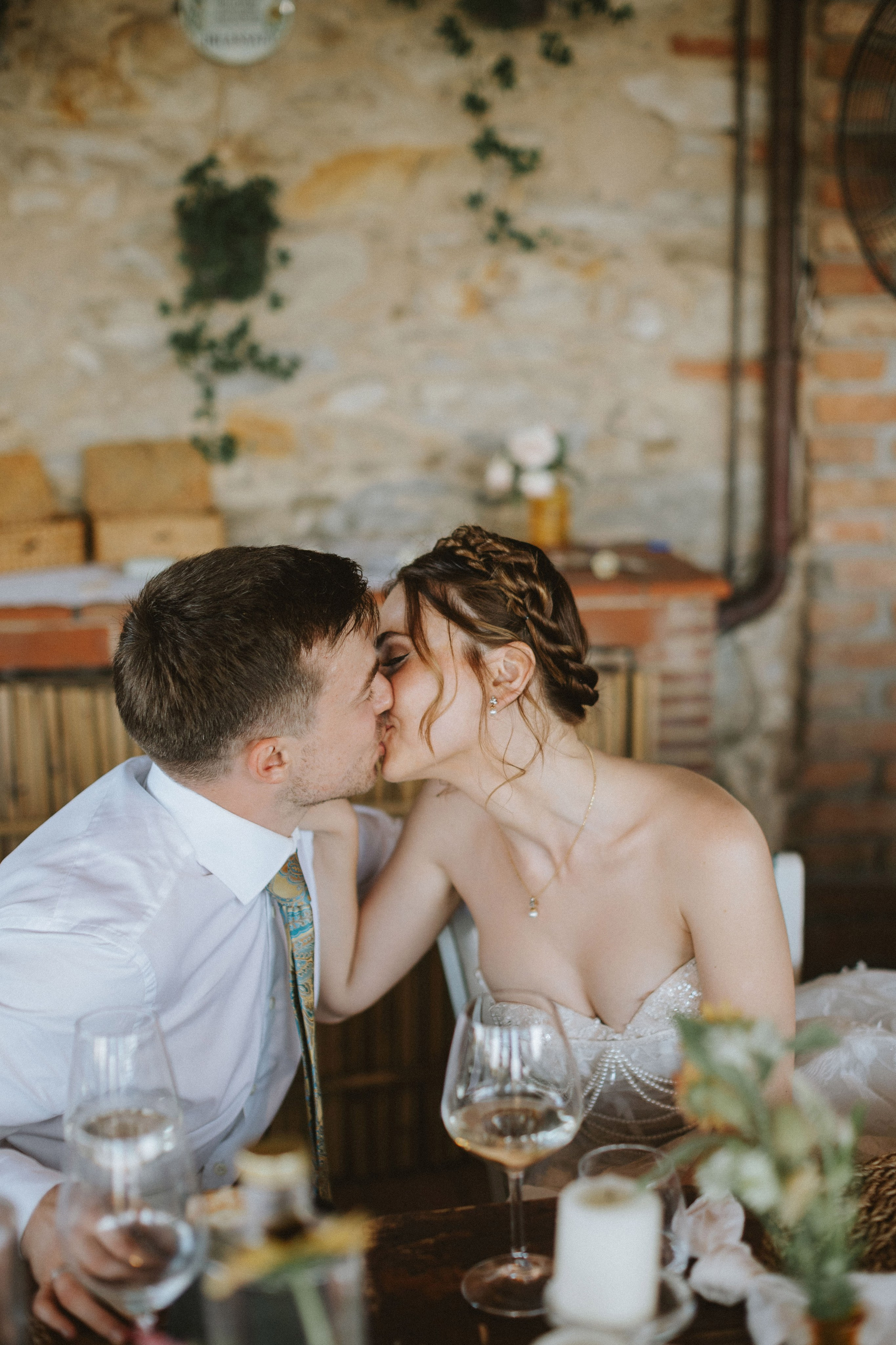 Yura & Katya: Tuscan Wedding Preview at Agriturismo Sottotono. Fotografo di matrimoni a Firenze, Pisa e Toscana | Fotografia spontanea ed elegante in Italia