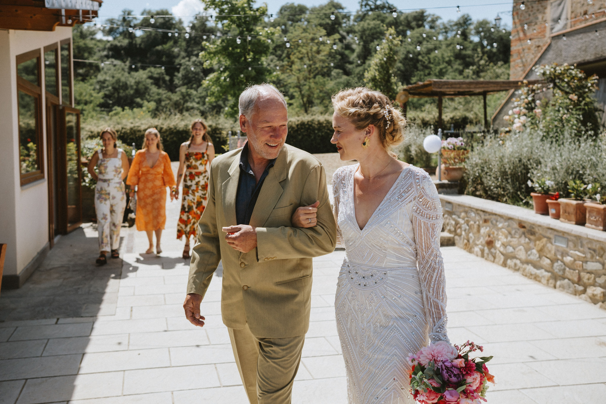Sebastian & Isa – Matrimonio Romantico in Toscana | Celebrazione Intima tra le Colline. Fotografo di matrimoni a Firenze, Pisa e Toscana | Fotografia spontanea ed elegante in Italia