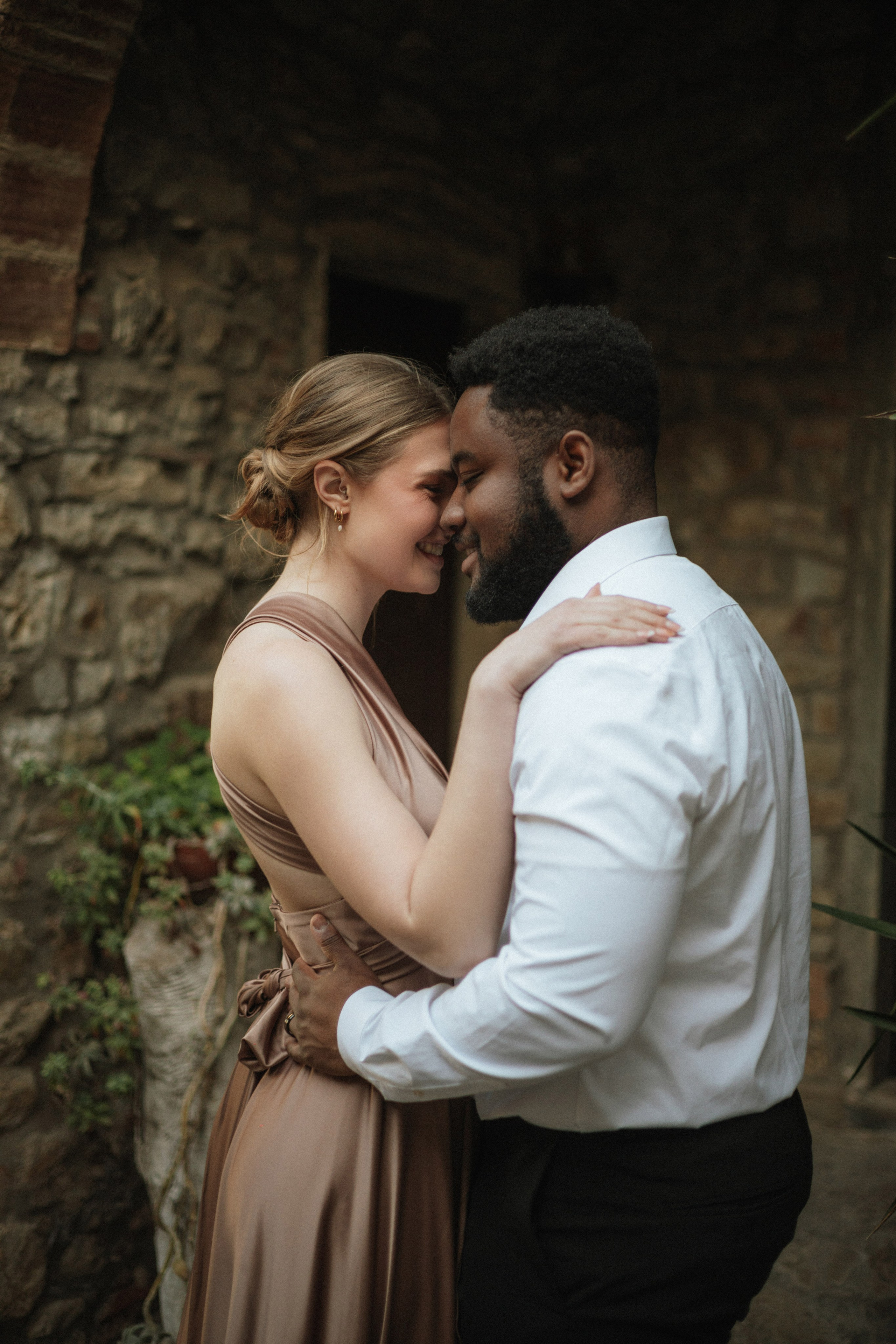 Seth & Janaya. Fotografo di matrimoni a Firenze, Pisa e Toscana | Fotografia spontanea ed elegante in Italia