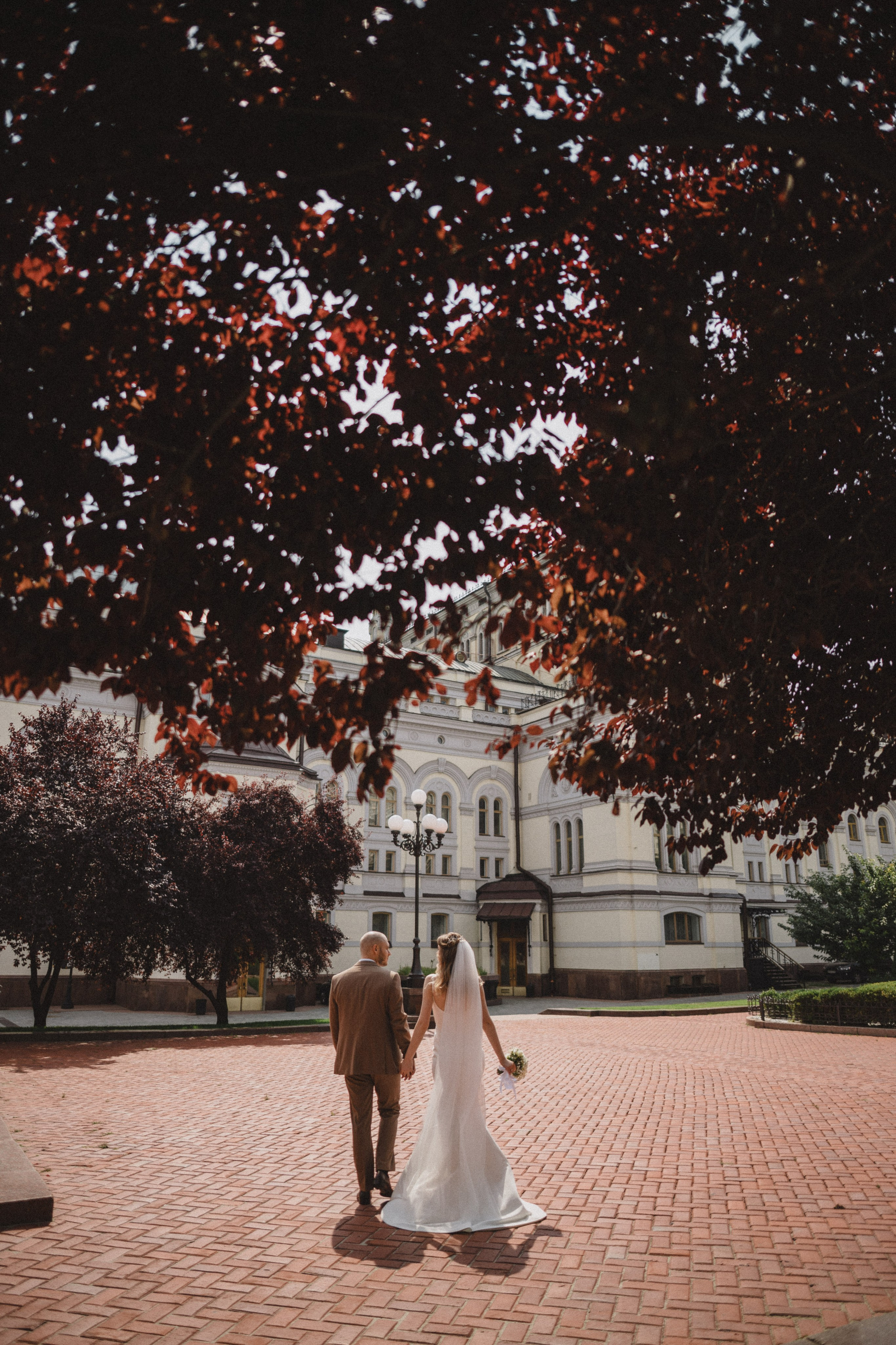 Elegant Urban Wedding Photography — Roman & Valentina. Wedding Photographer in Florence, Pisa & Tuscany | Candid & Elegant Photography in Italy