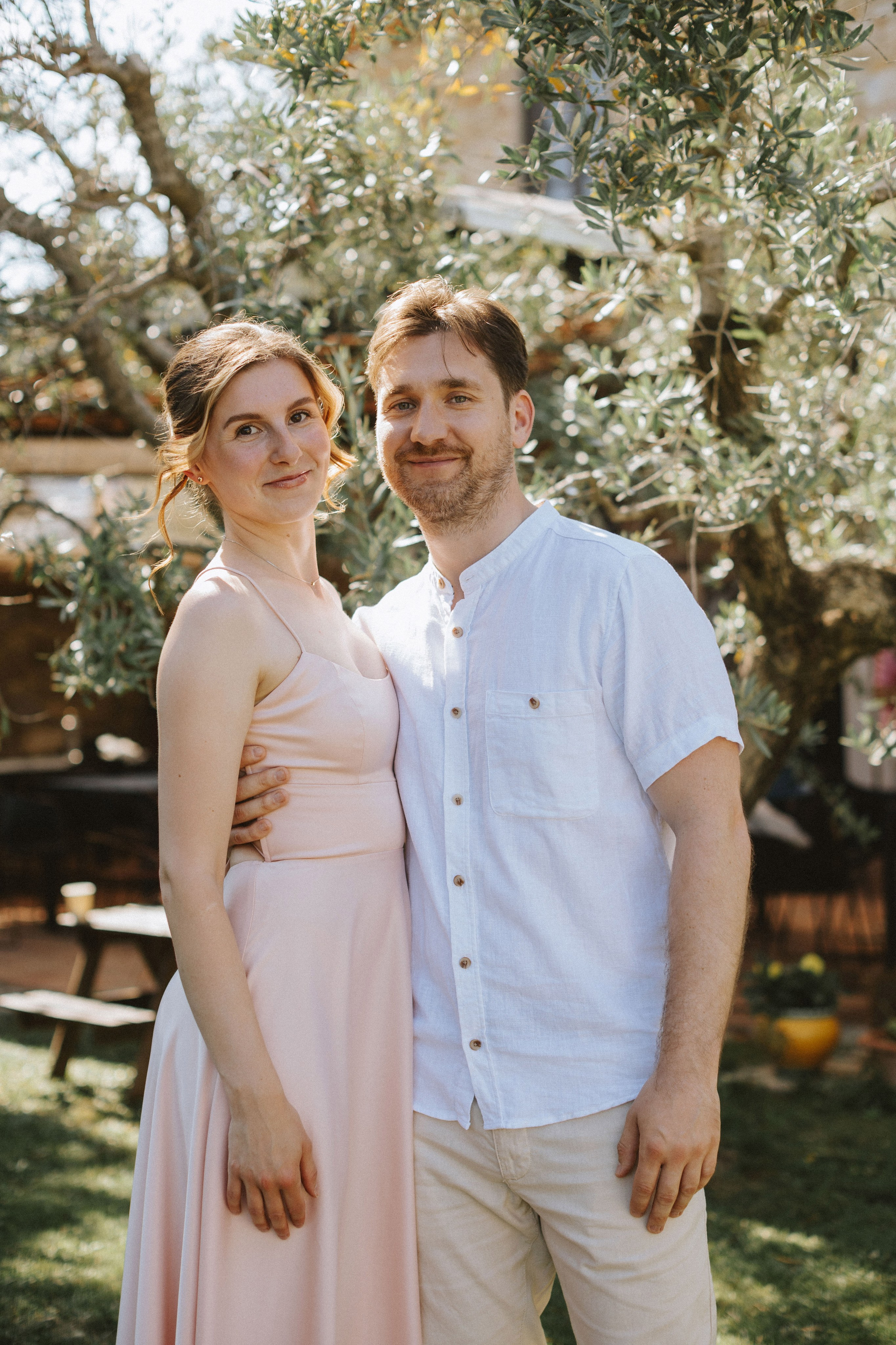 Yura & Katya: Tuscan Wedding Preview at Agriturismo Sottotono. Fotografo di matrimoni a Firenze, Pisa e Toscana | Fotografia spontanea ed elegante in Italia
