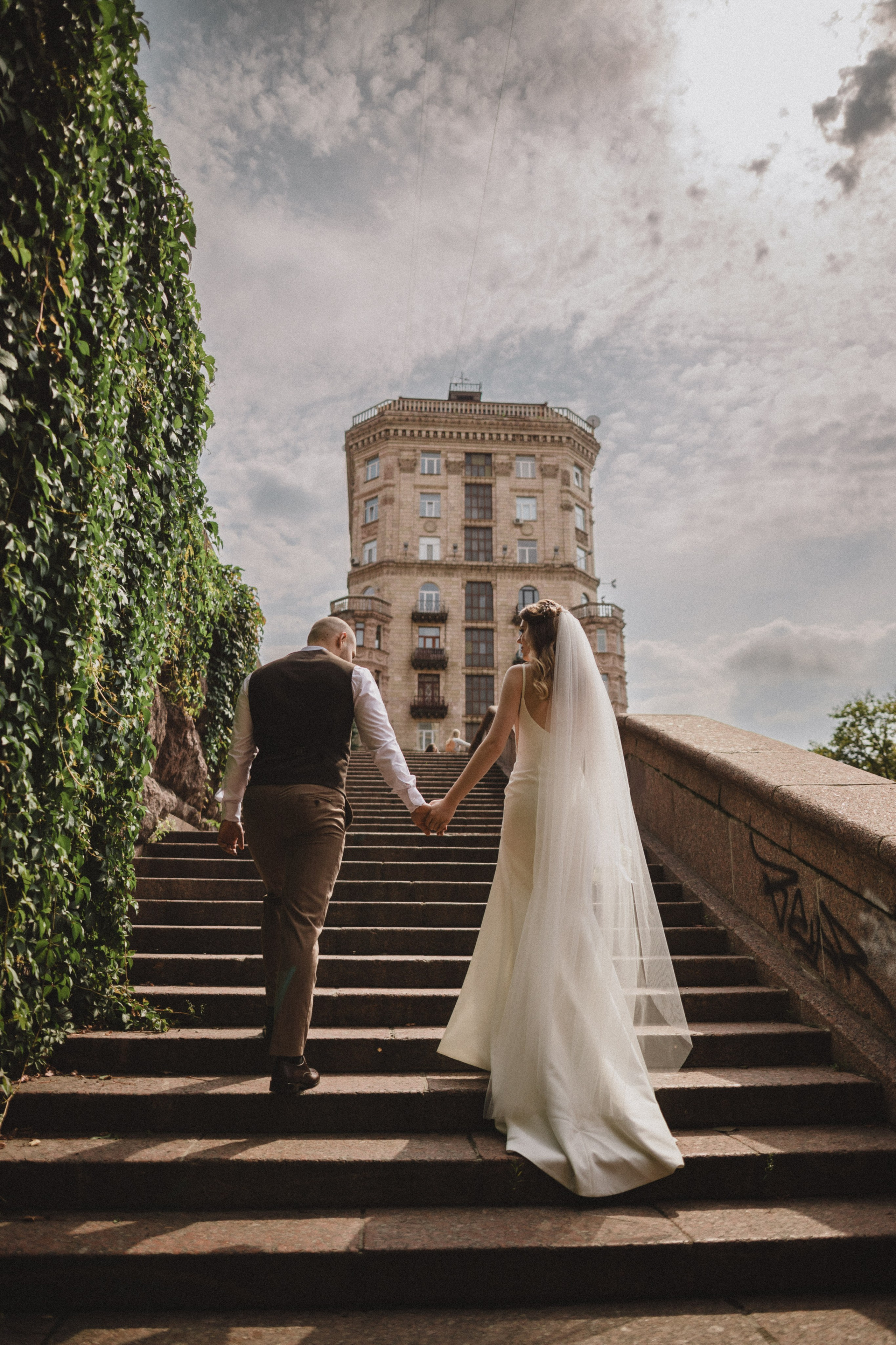 Elegant Urban Wedding Photography — Roman & Valentina. Wedding Photographer in Florence, Pisa & Tuscany | Candid & Elegant Photography in Italy