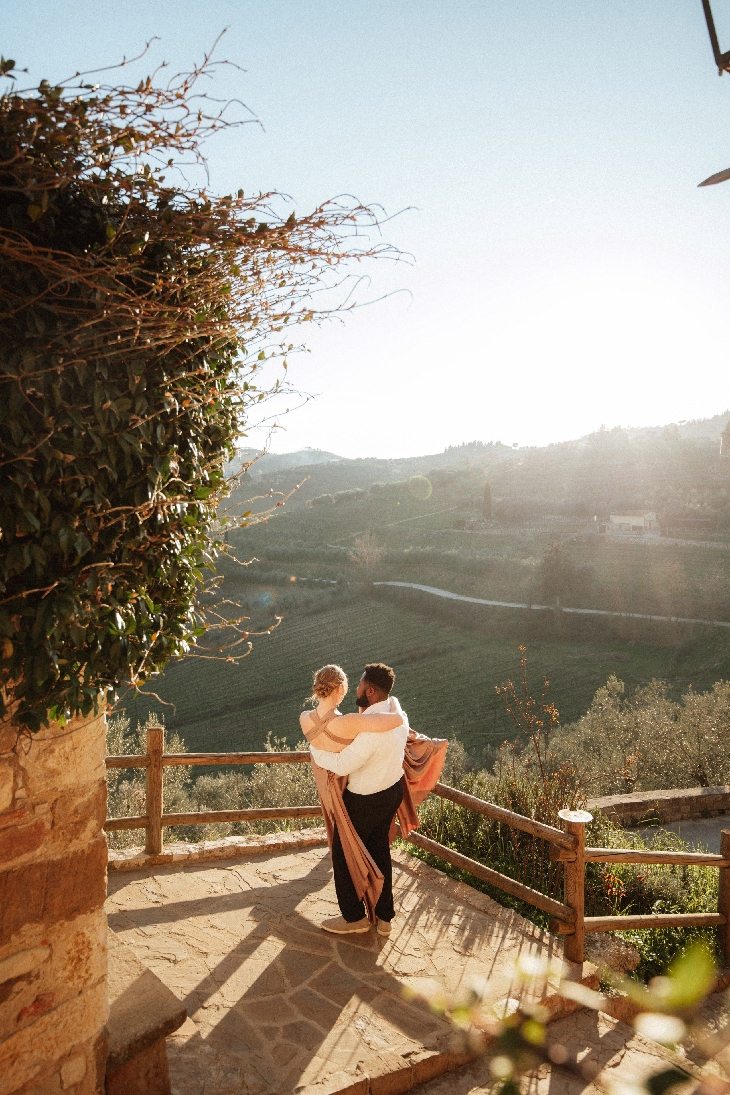Seth & Janaya. Fotografo di matrimoni a Firenze, Pisa e Toscana | Fotografia spontanea ed elegante in Italia