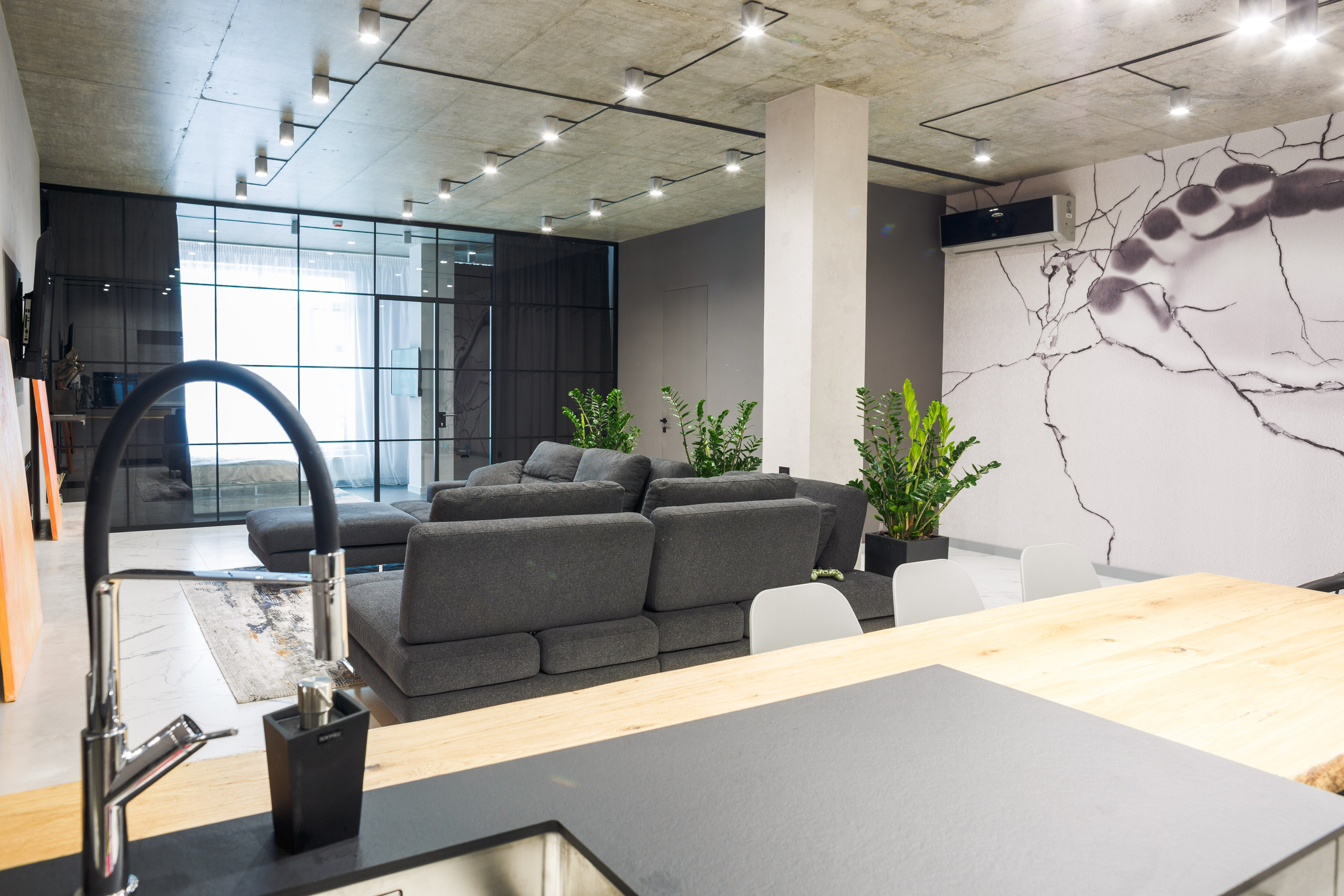 Fotografia di interni e architettura a Firenze, Toscana e Italia | Kutsan Photography. Fotografo di matrimoni a Firenze, Pisa e Toscana | Fotografia spontanea ed elegante in Italia