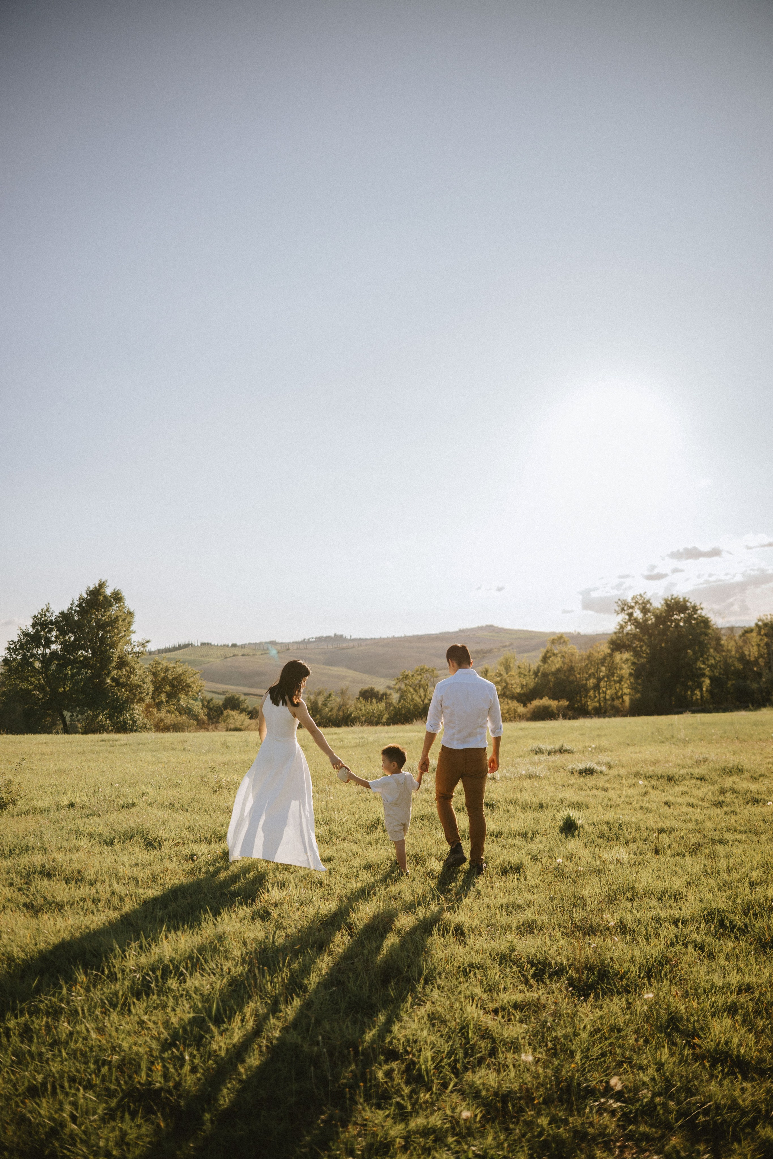 Family Photoshoot in Tuscany | Val d’Orcia & Pienza Photographer. Wedding Photographer in Florence, Pisa & Tuscany | Candid & Elegant Photography in Italy