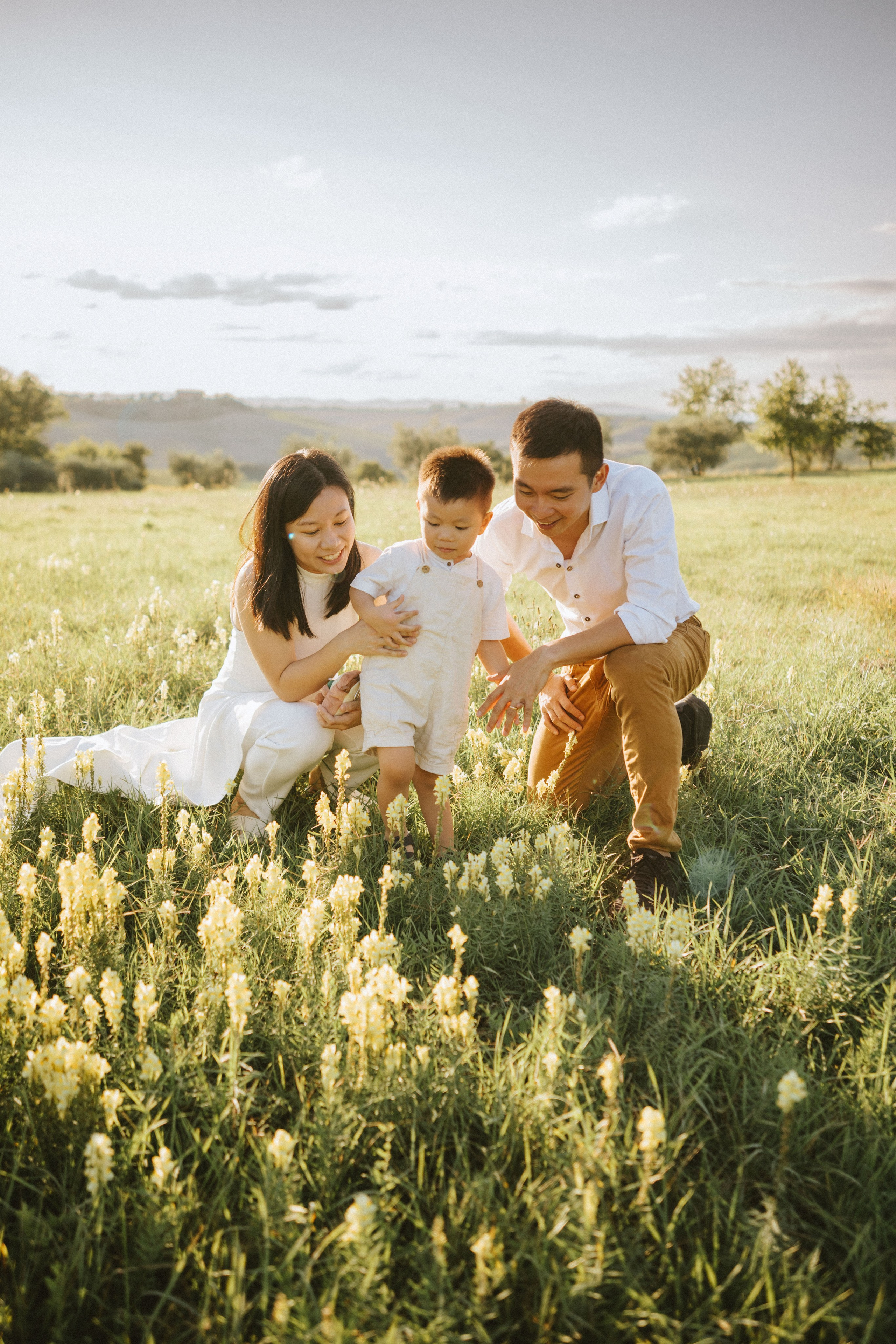 Family Photoshoot in Tuscany | Val d’Orcia & Pienza Photographer. Wedding Photographer in Florence, Pisa & Tuscany | Candid & Elegant Photography in Italy