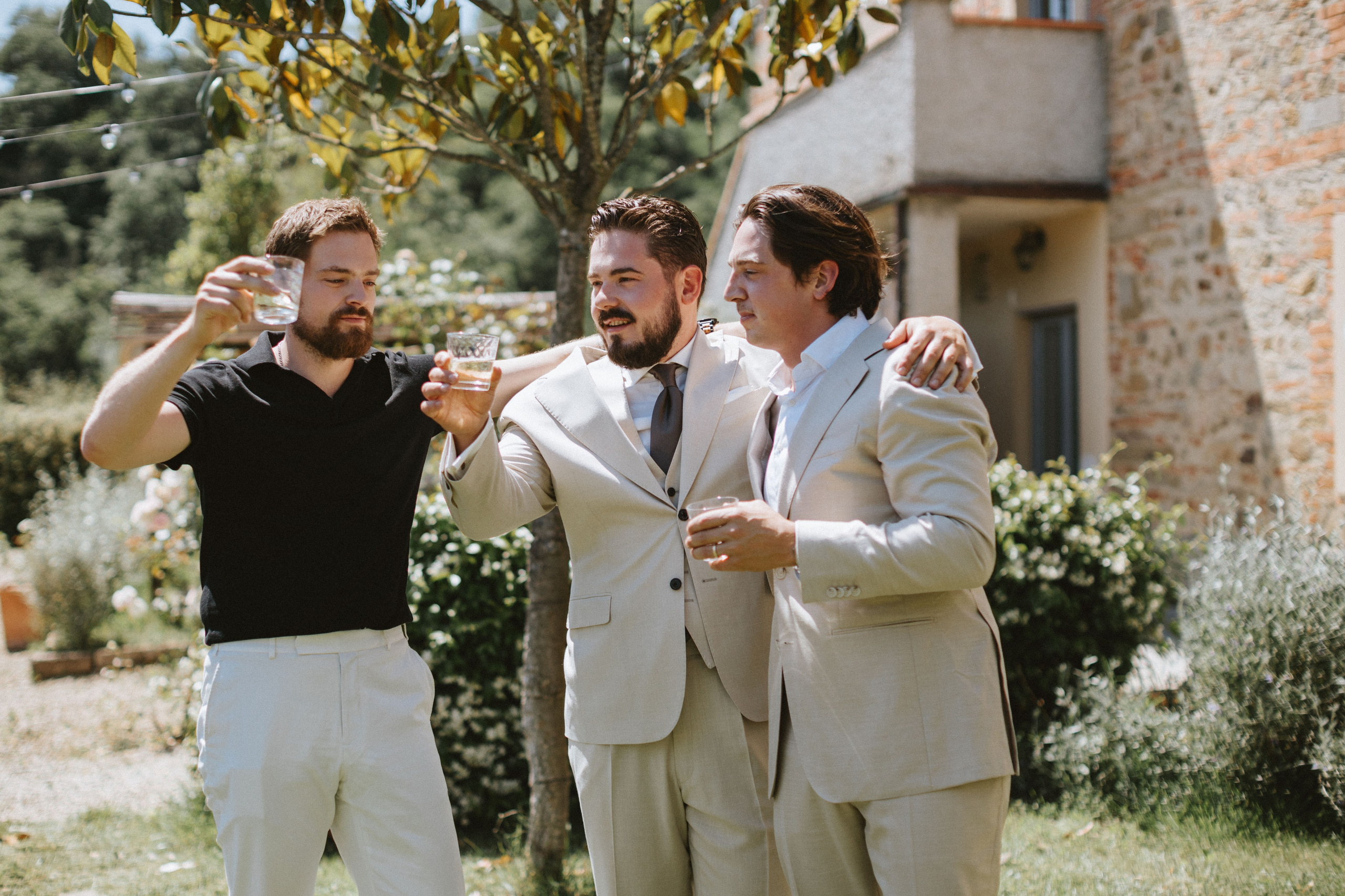 Sebastian & Isa – Matrimonio Romantico in Toscana | Celebrazione Intima tra le Colline. Fotografo di matrimoni a Firenze, Pisa e Toscana | Fotografia spontanea ed elegante in Italia