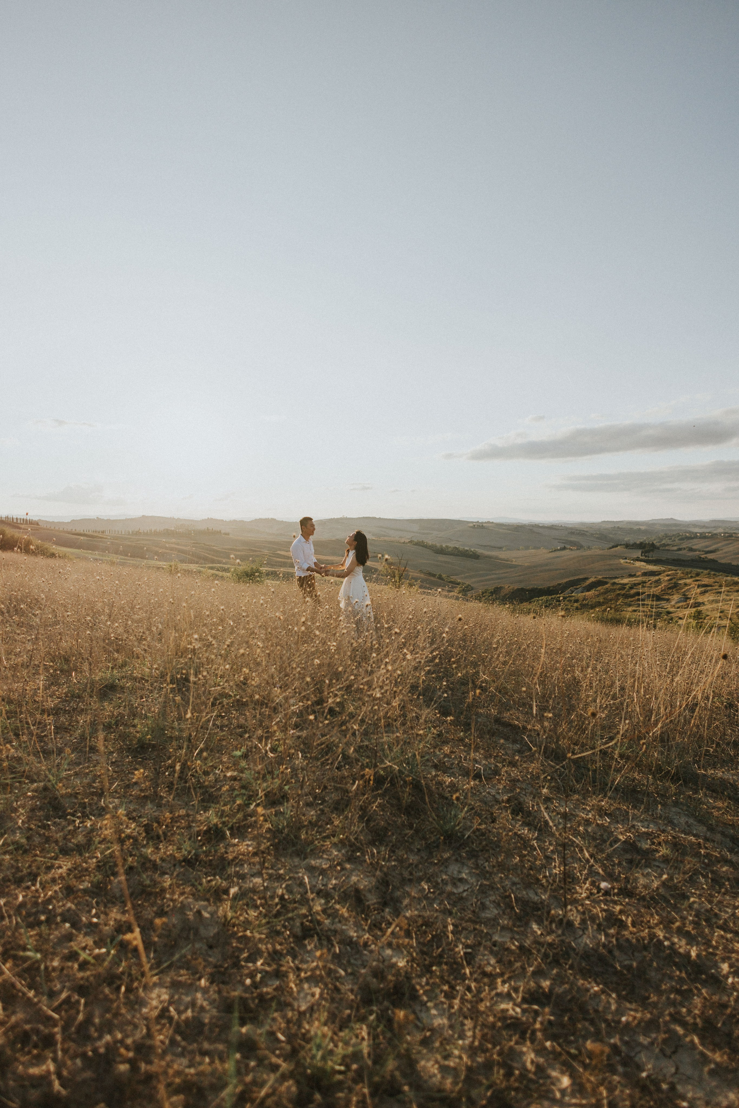 Family Photoshoot in Tuscany | Val d’Orcia & Pienza Photographer. Wedding Photographer in Florence, Pisa & Tuscany | Candid & Elegant Photography in Italy