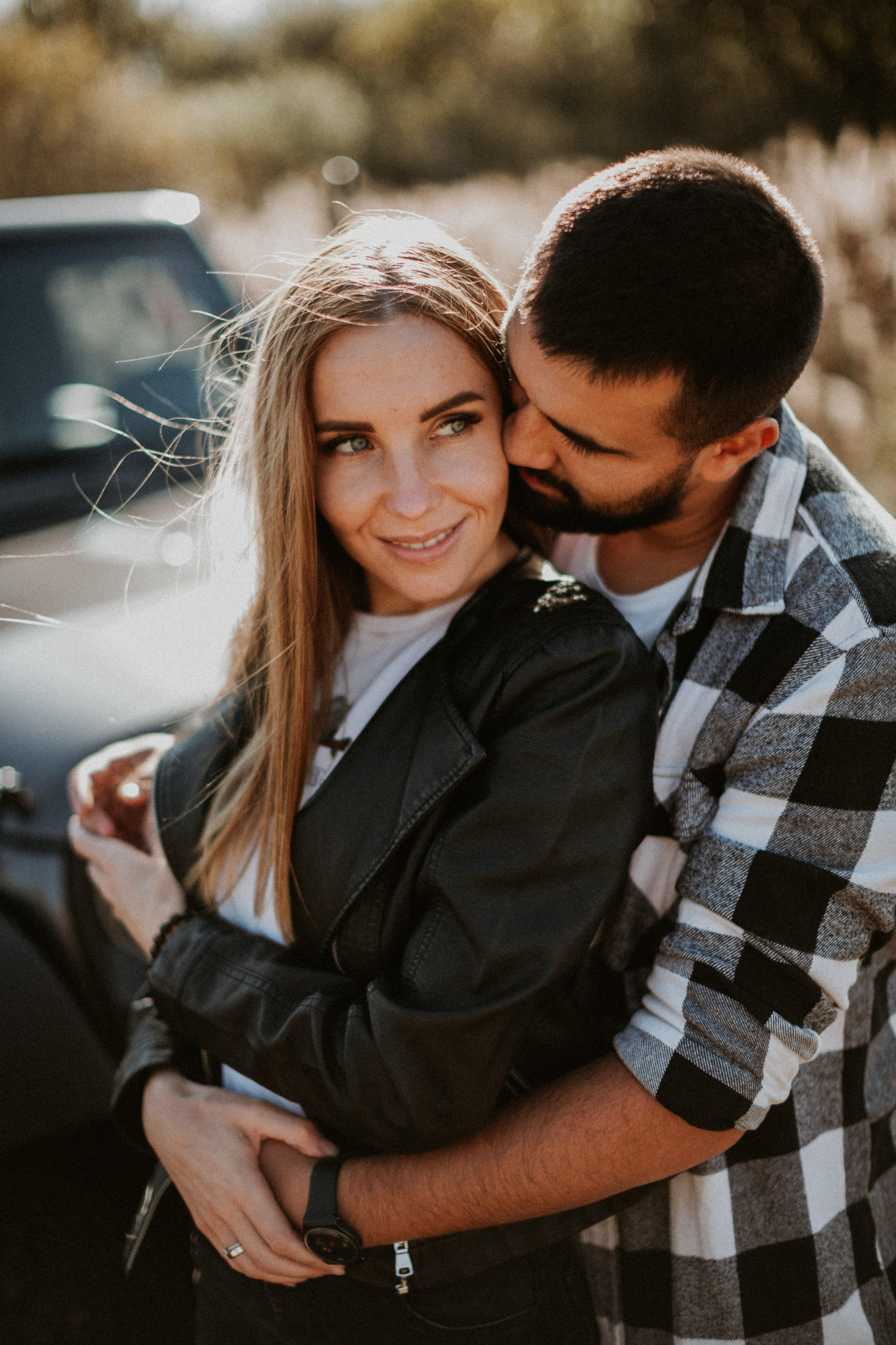 Nikolay & Olga — Stylish Couple Photoshoot | Sunset & Jeep Wrangler Meta Description: Discover Nikolay & Olga’s romantic couple photoshoot:. Wedding Photographer in Florence, Pisa & Tuscany | Candid & Elegant Photography in Italy