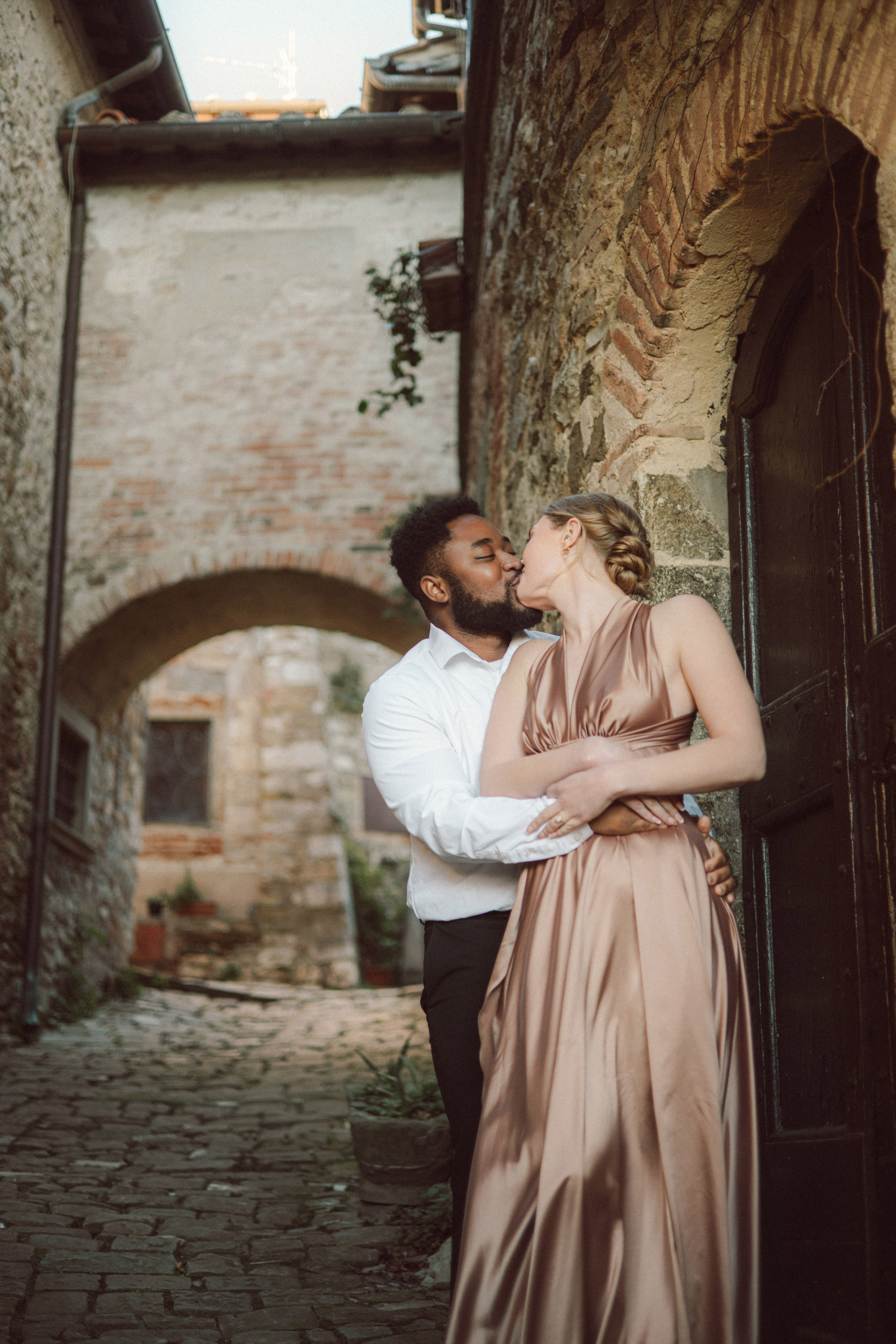 Seth & Janaya. Fotografo di matrimoni a Firenze, Pisa e Toscana | Fotografia spontanea ed elegante in Italia