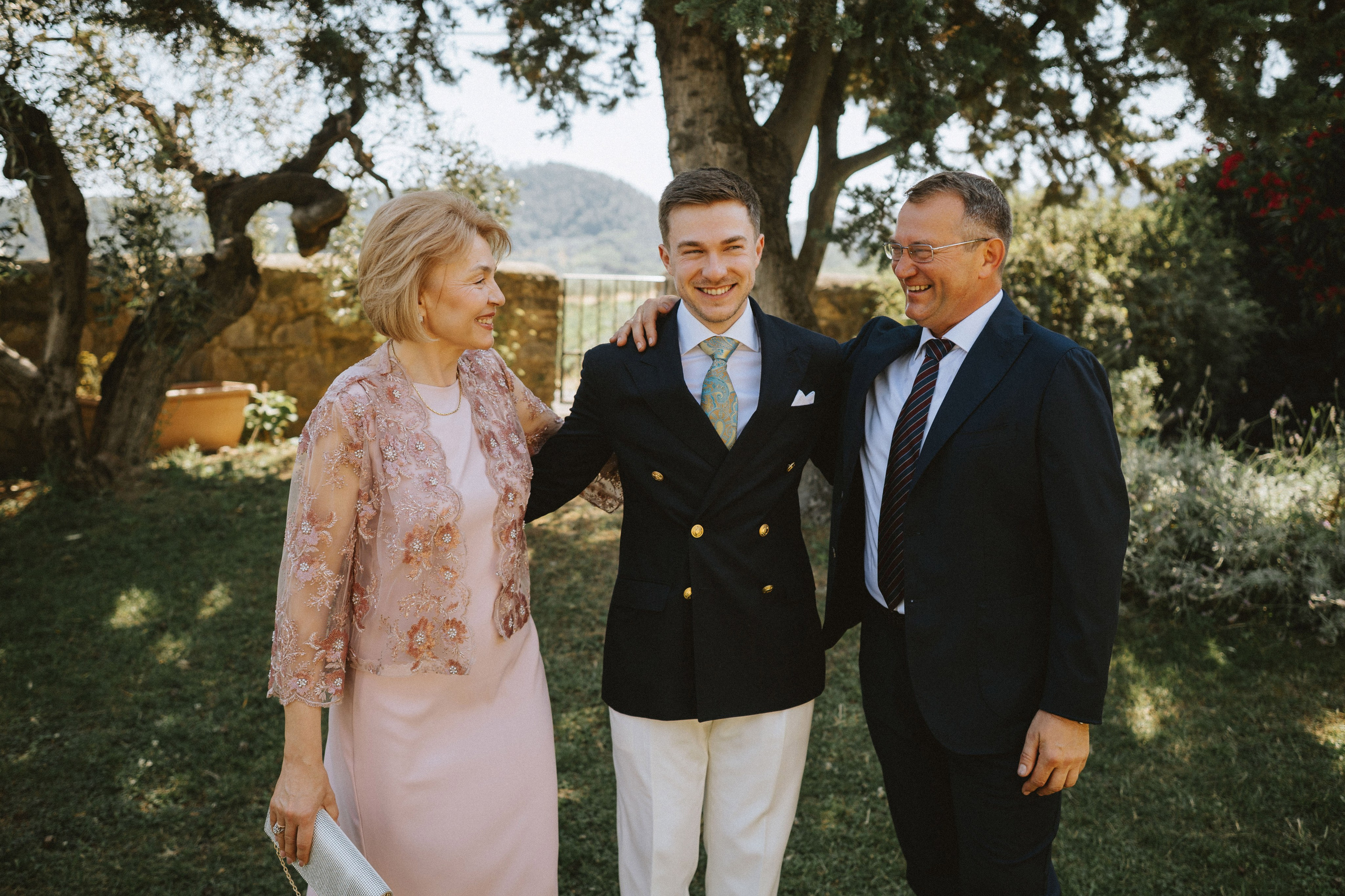 Yura & Katya: Tuscan Wedding Preview at Agriturismo Sottotono. Fotografo di matrimoni a Firenze, Pisa e Toscana | Fotografia spontanea ed elegante in Italia