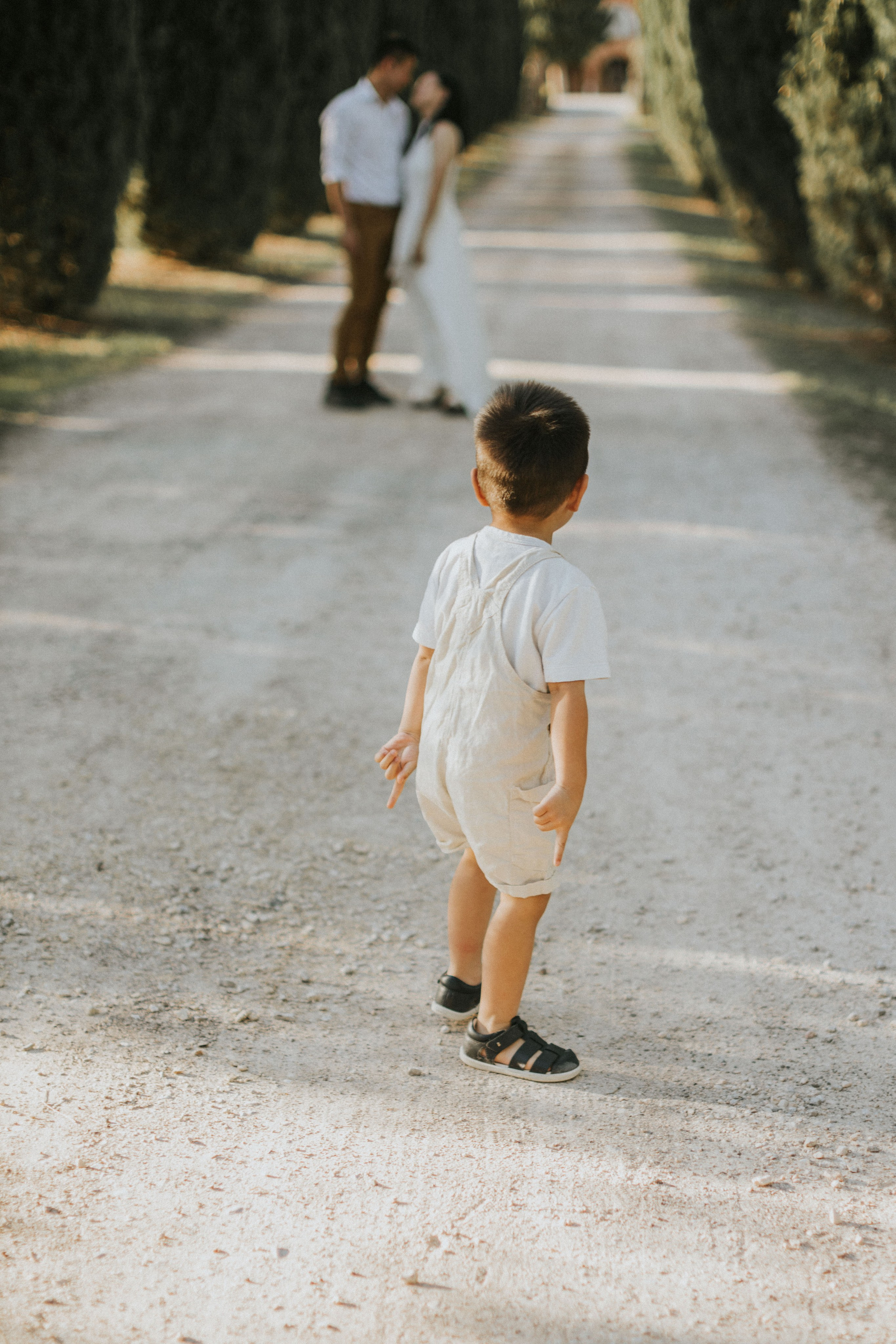 Family Photoshoot in Tuscany | Val d’Orcia & Pienza Photographer. Wedding Photographer in Florence, Pisa & Tuscany | Candid & Elegant Photography in Italy
