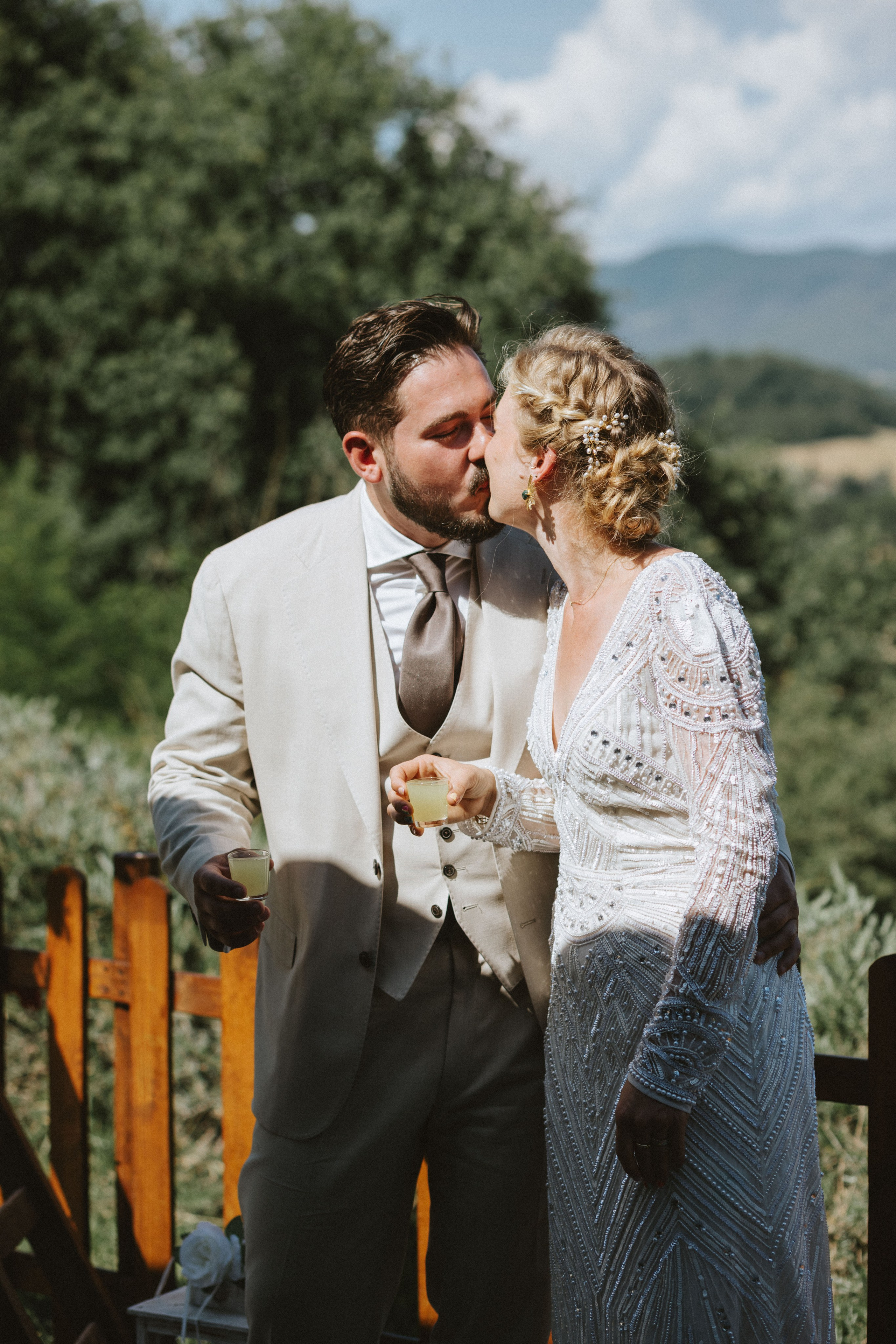 Sebastian & Isa – Matrimonio Romantico in Toscana | Celebrazione Intima tra le Colline. Fotografo di matrimoni a Firenze, Pisa e Toscana | Fotografia spontanea ed elegante in Italia