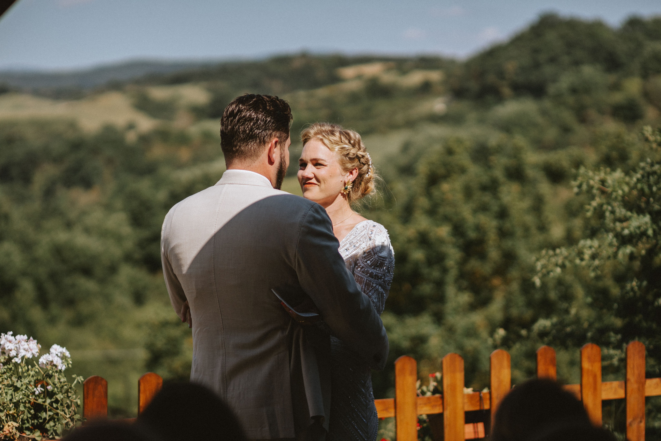 Sebastian & Isa – Matrimonio Romantico in Toscana | Celebrazione Intima tra le Colline. Fotografo di matrimoni a Firenze, Pisa e Toscana | Fotografia spontanea ed elegante in Italia