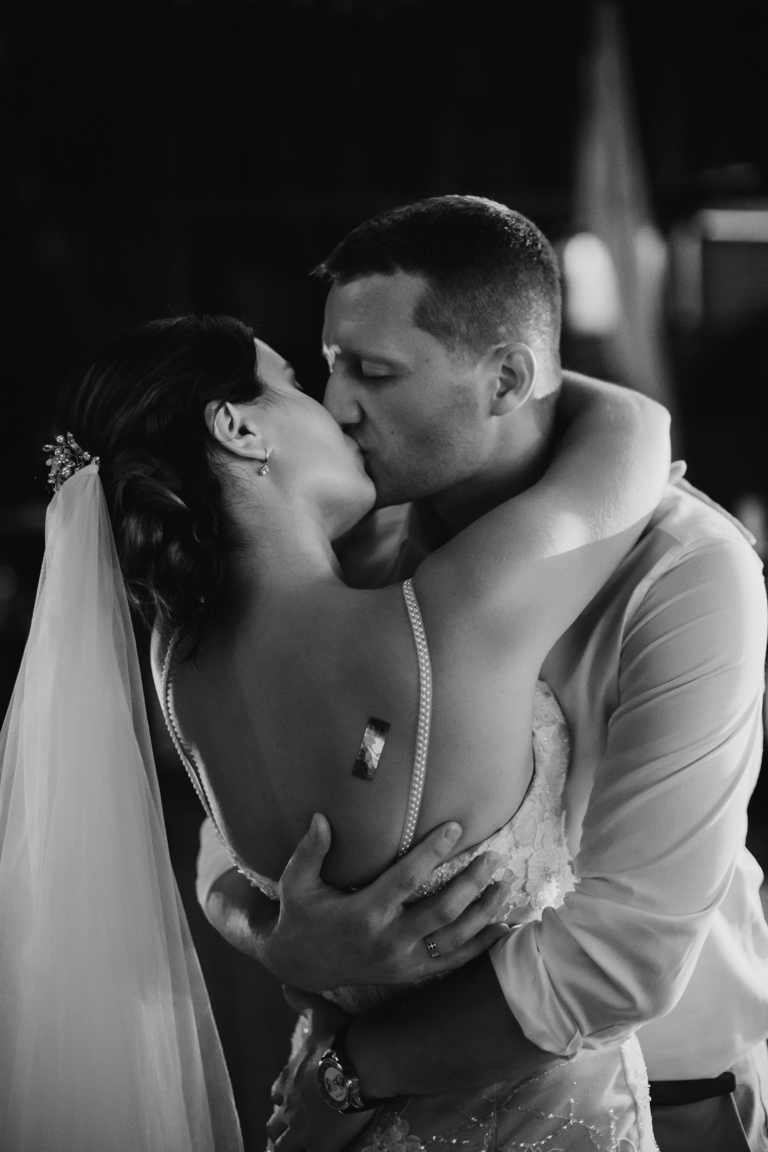 Matrimonio elegante di Olga & Slava — Emozioni autentiche e bellezza senza tempo. Fotografo di matrimoni a Firenze, Pisa e Toscana | Fotografia spontanea ed elegante in Italia