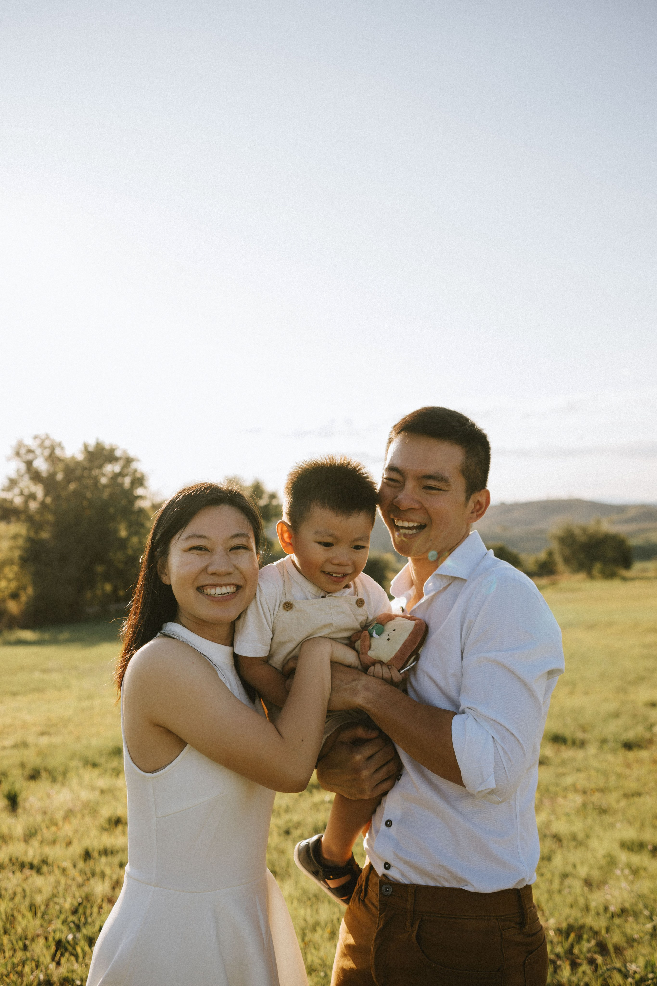 Family Photoshoot in Tuscany | Val d’Orcia & Pienza Photographer. Wedding Photographer in Florence, Pisa & Tuscany | Candid & Elegant Photography in Italy