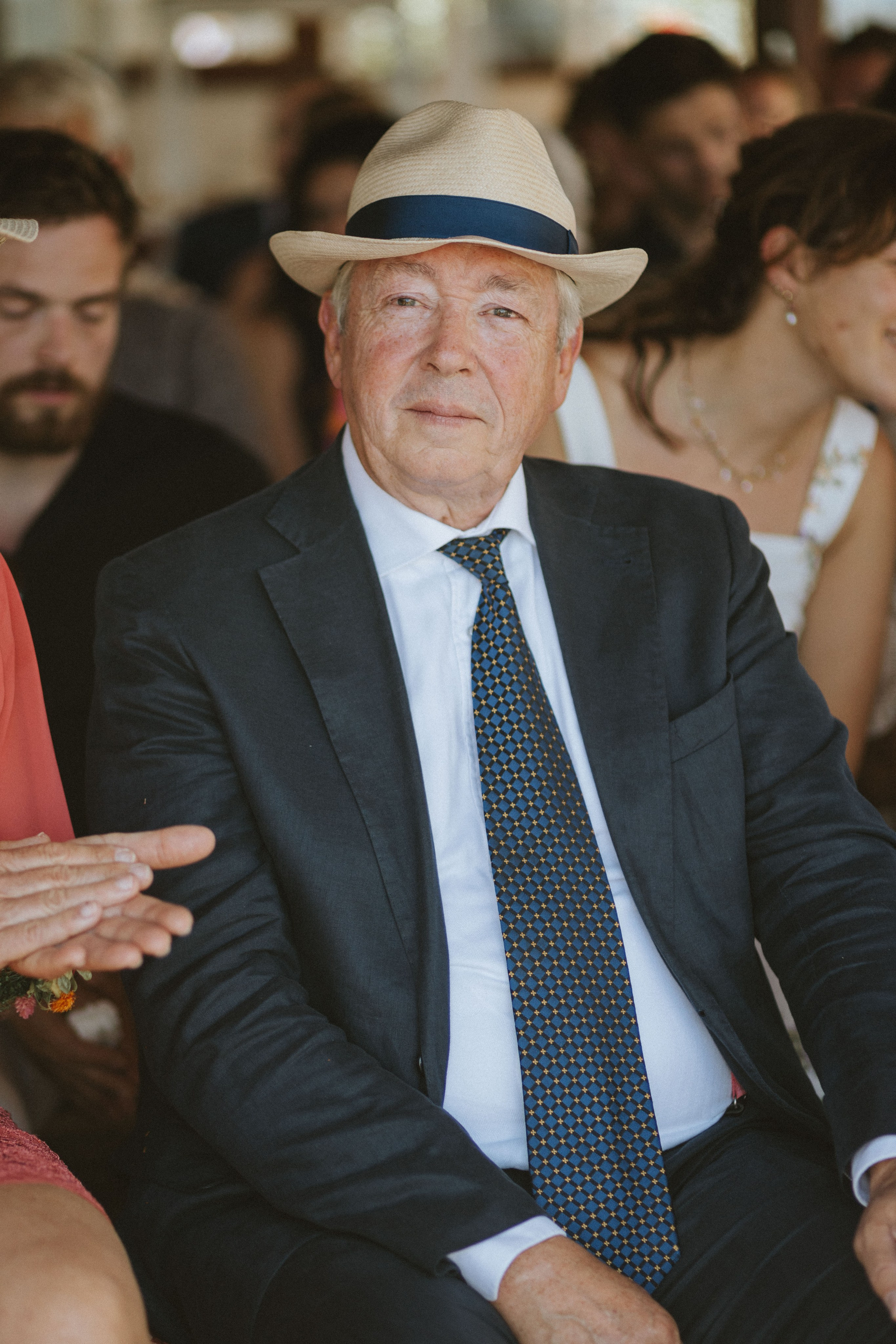 Sebastian & Isa – Matrimonio Romantico in Toscana | Celebrazione Intima tra le Colline. Fotografo di matrimoni a Firenze, Pisa e Toscana | Fotografia spontanea ed elegante in Italia