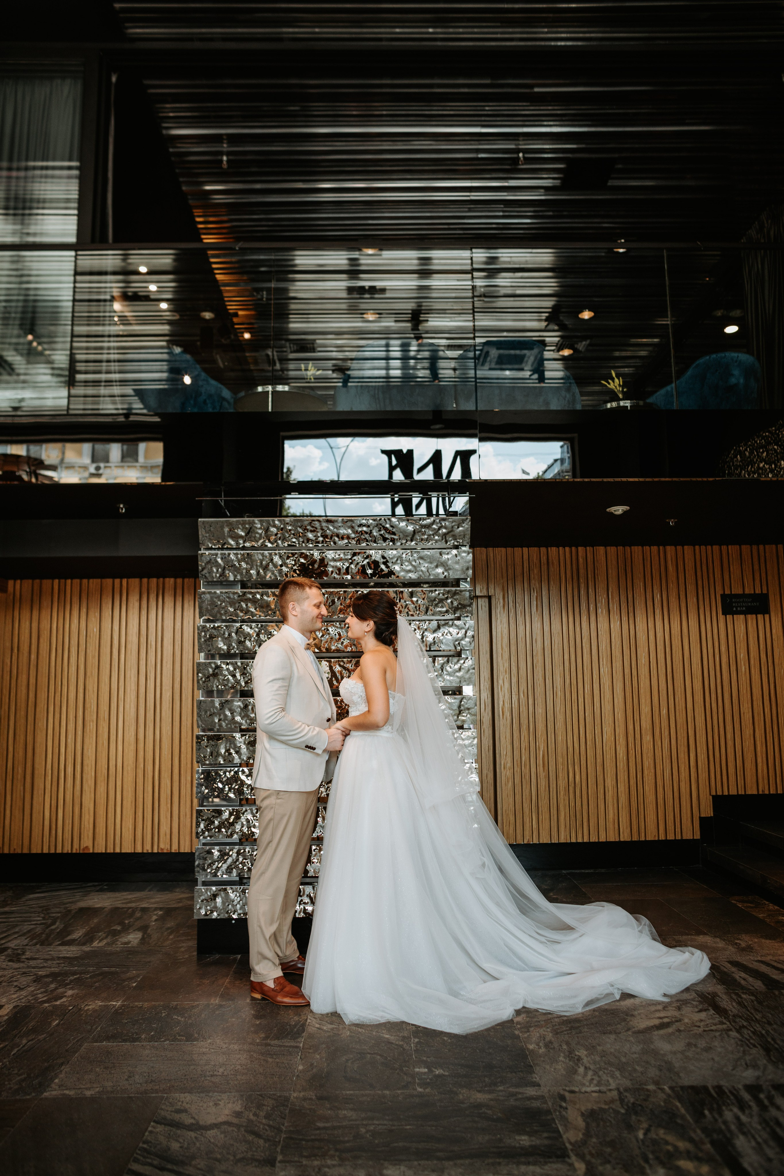 Matrimonio elegante di Olga & Slava — Emozioni autentiche e bellezza senza tempo. Fotografo di matrimoni a Firenze, Pisa e Toscana | Fotografia spontanea ed elegante in Italia