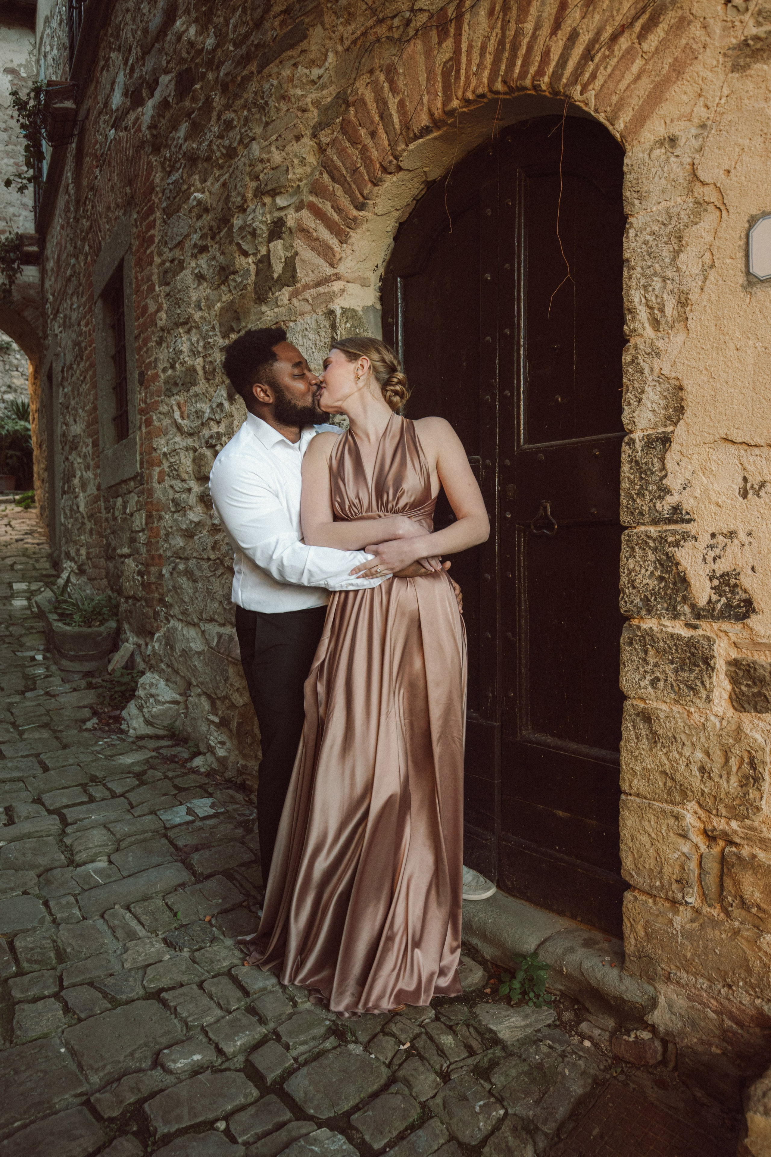 Seth & Janaya. Fotografo di matrimoni a Firenze, Pisa e Toscana | Fotografia spontanea ed elegante in Italia