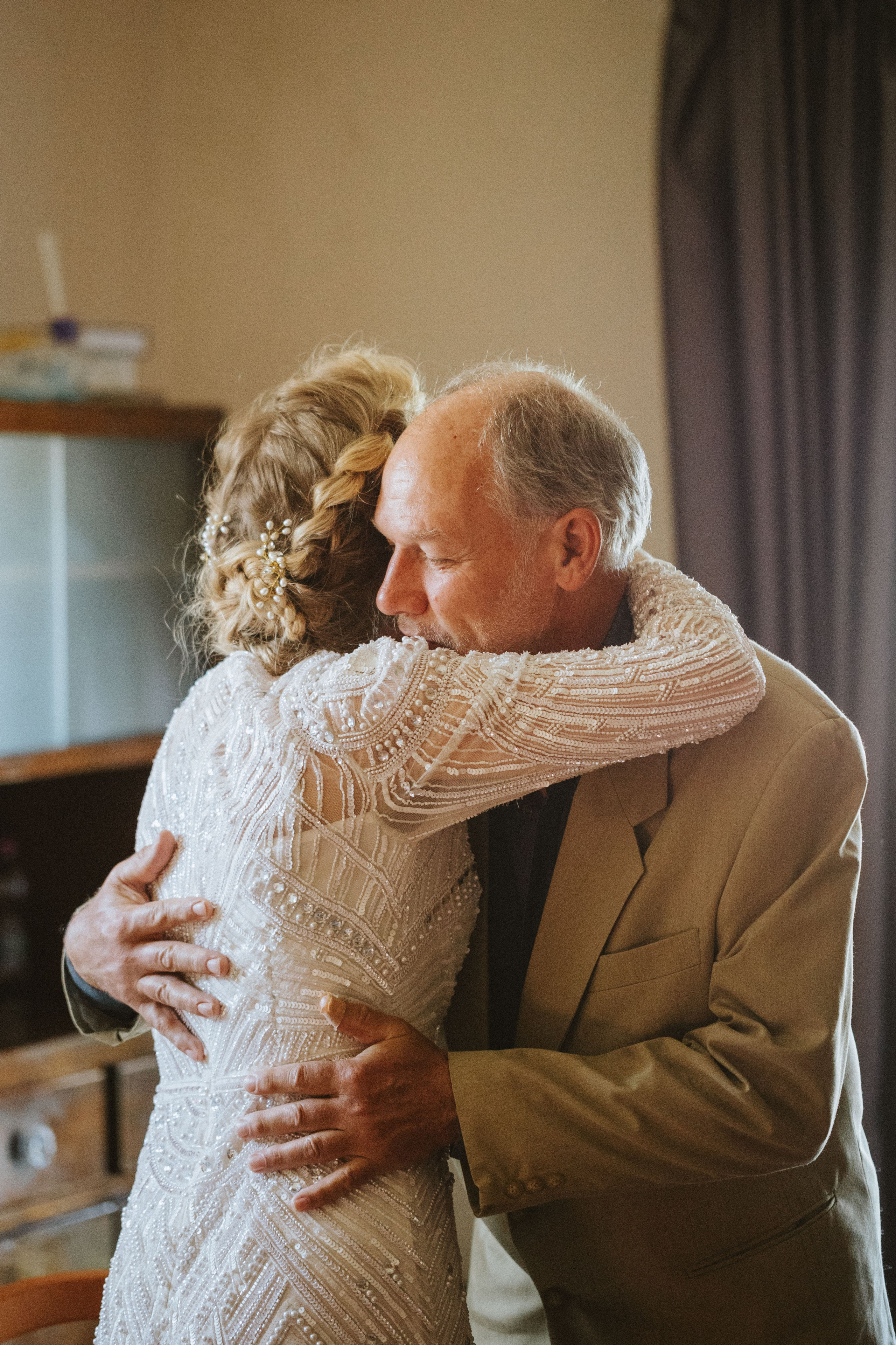 Sebastian & Isa – Matrimonio Romantico in Toscana | Celebrazione Intima tra le Colline. Fotografo di matrimoni a Firenze, Pisa e Toscana | Fotografia spontanea ed elegante in Italia