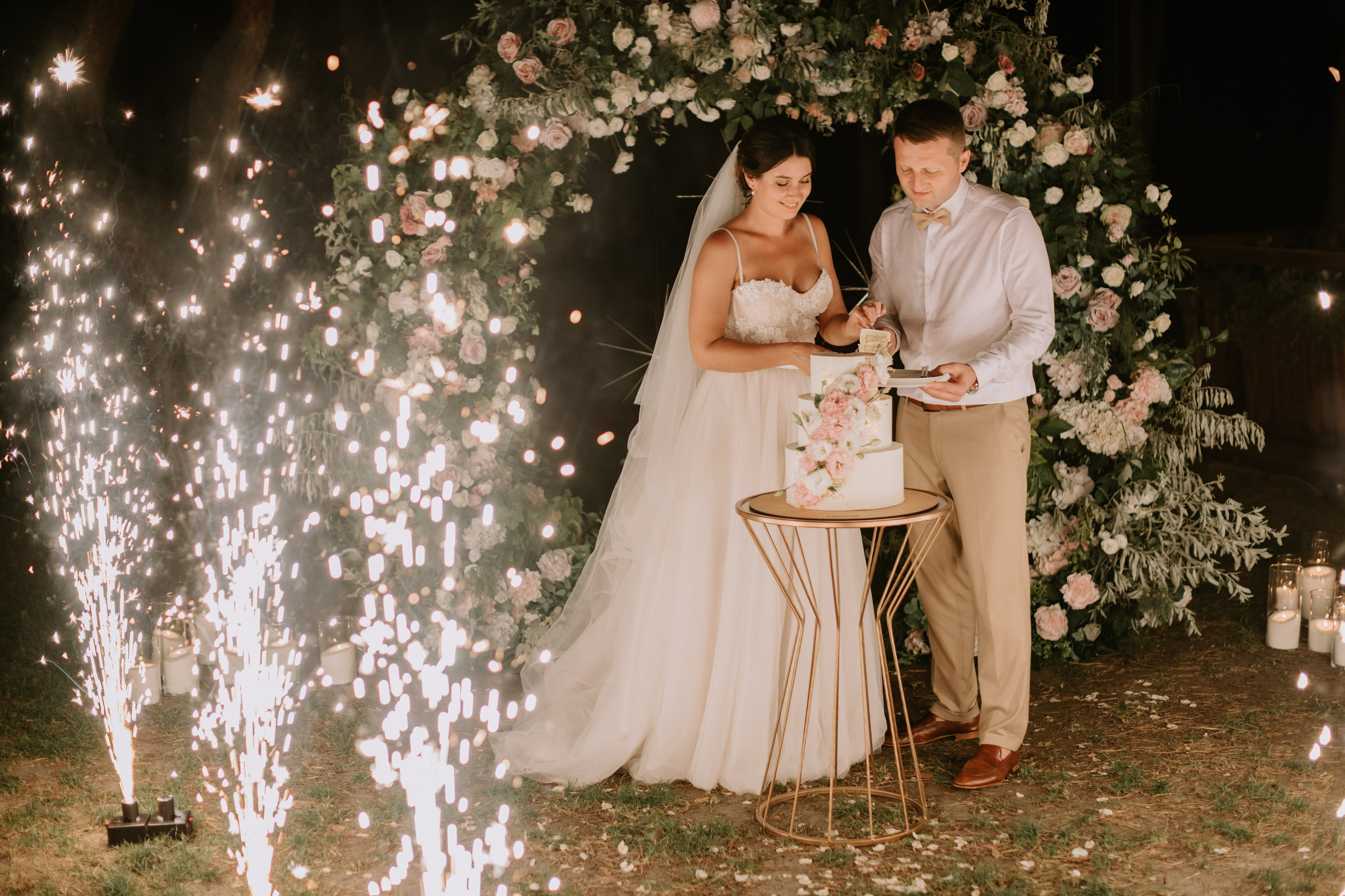 Matrimonio elegante di Olga & Slava — Emozioni autentiche e bellezza senza tempo. Fotografo di matrimoni a Firenze, Pisa e Toscana | Fotografia spontanea ed elegante in Italia