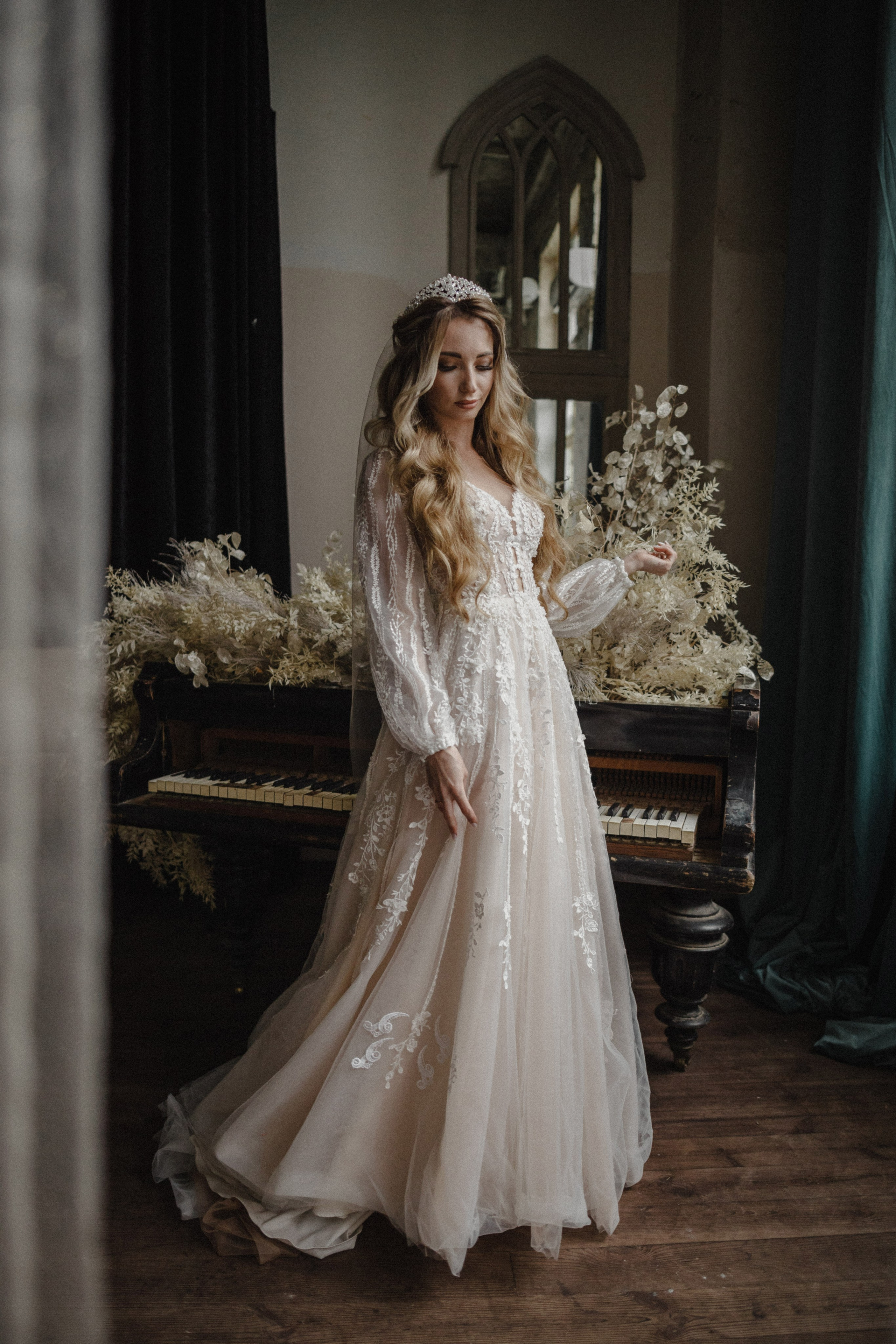 Romantic Wedding Photoshoot of Alex & Ruslana — Intimate Celebration in Style. Wedding Photographer in Florence, Pisa & Tuscany | Candid & Elegant Photography in Italy