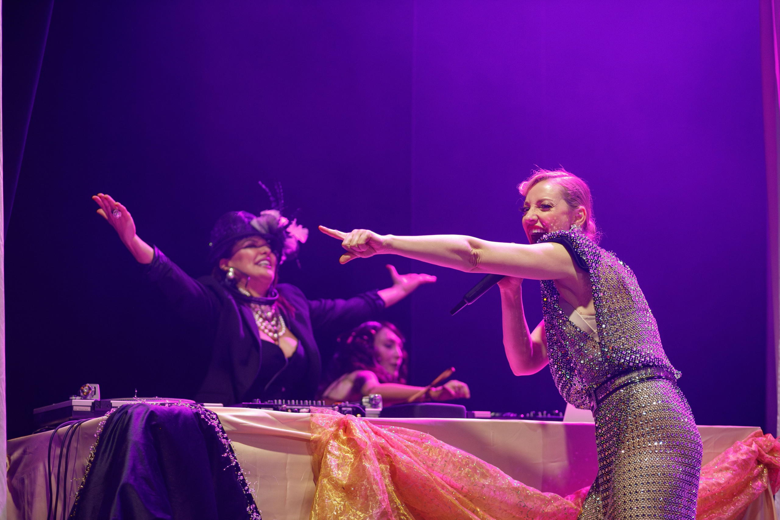 Cabaret Paris — Event Photography for Fondazione ANT | Gala & Charity Photography. Wedding Photographer in Florence, Pisa & Tuscany | Candid & Elegant Photography in Italy