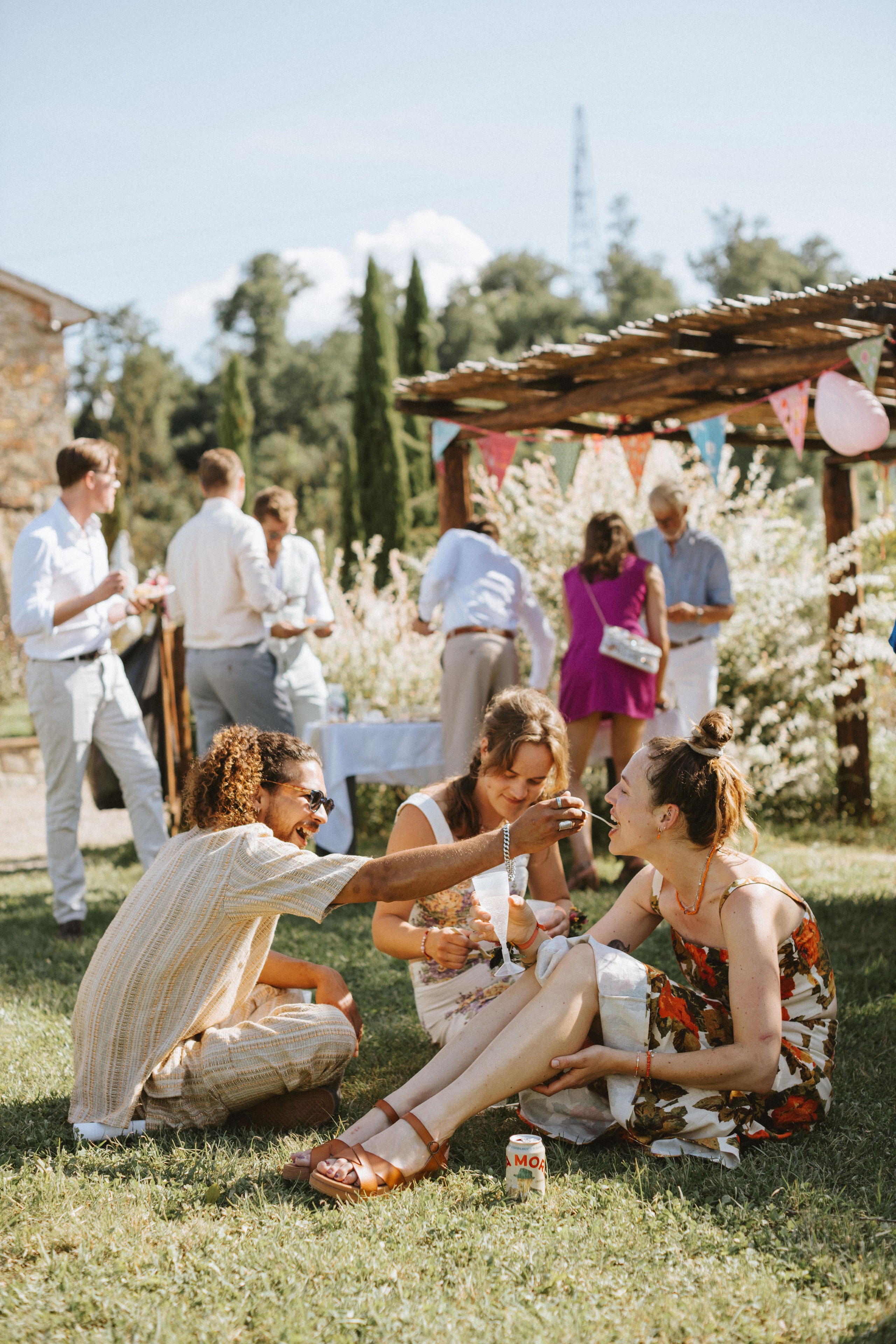 Sebastian & Isa – Matrimonio Romantico in Toscana | Celebrazione Intima tra le Colline. Fotografo di matrimoni a Firenze, Pisa e Toscana | Fotografia spontanea ed elegante in Italia