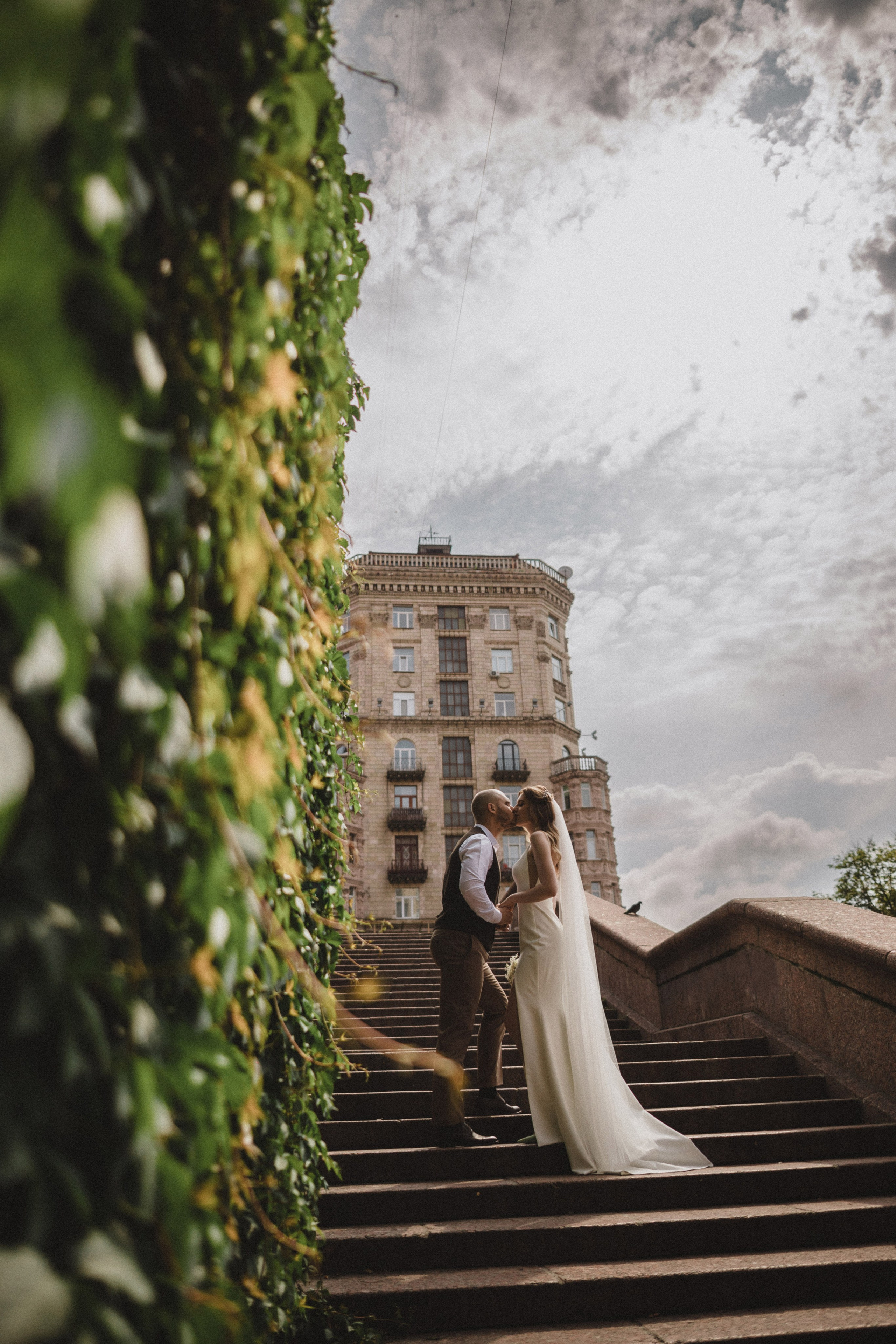 Elegant Urban Wedding Photography — Roman & Valentina. Wedding Photographer in Florence, Pisa & Tuscany | Candid & Elegant Photography in Italy