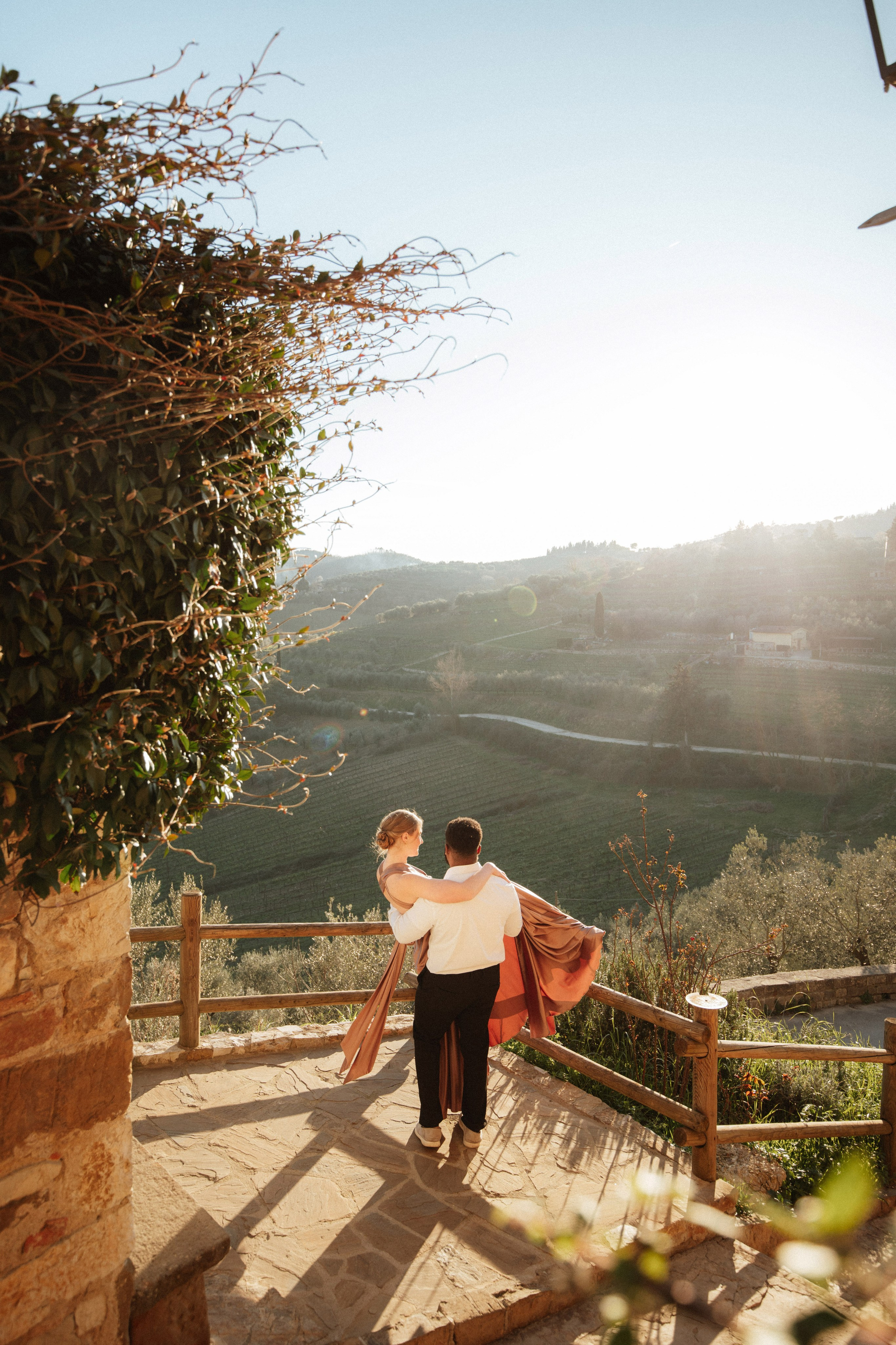 Seth & Janaya. Fotografo di matrimoni a Firenze, Pisa e Toscana | Fotografia spontanea ed elegante in Italia
