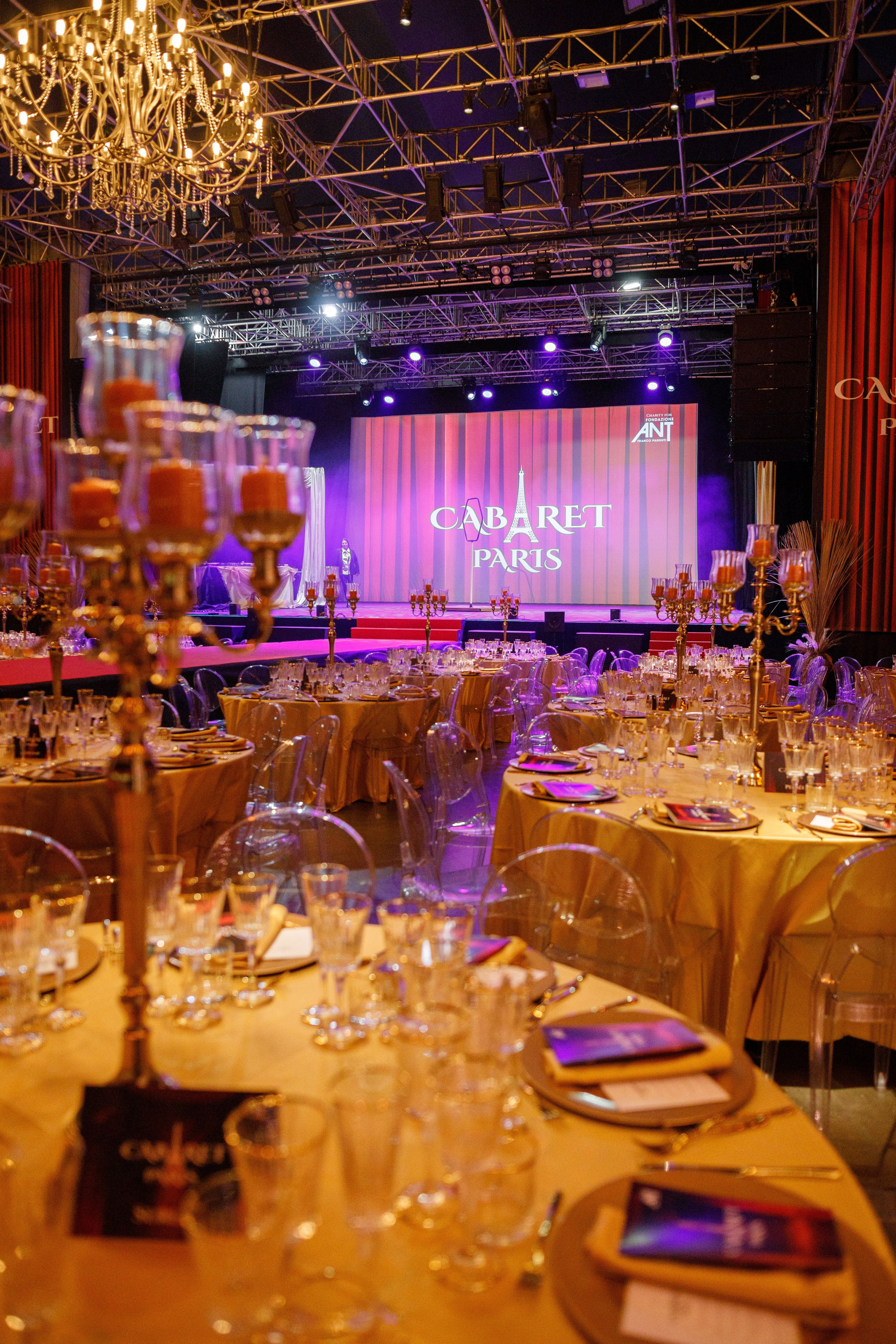 Cabaret Paris — Event Photography for Fondazione ANT | Gala & Charity Photography. Wedding Photographer in Florence, Pisa & Tuscany | Candid & Elegant Photography in Italy