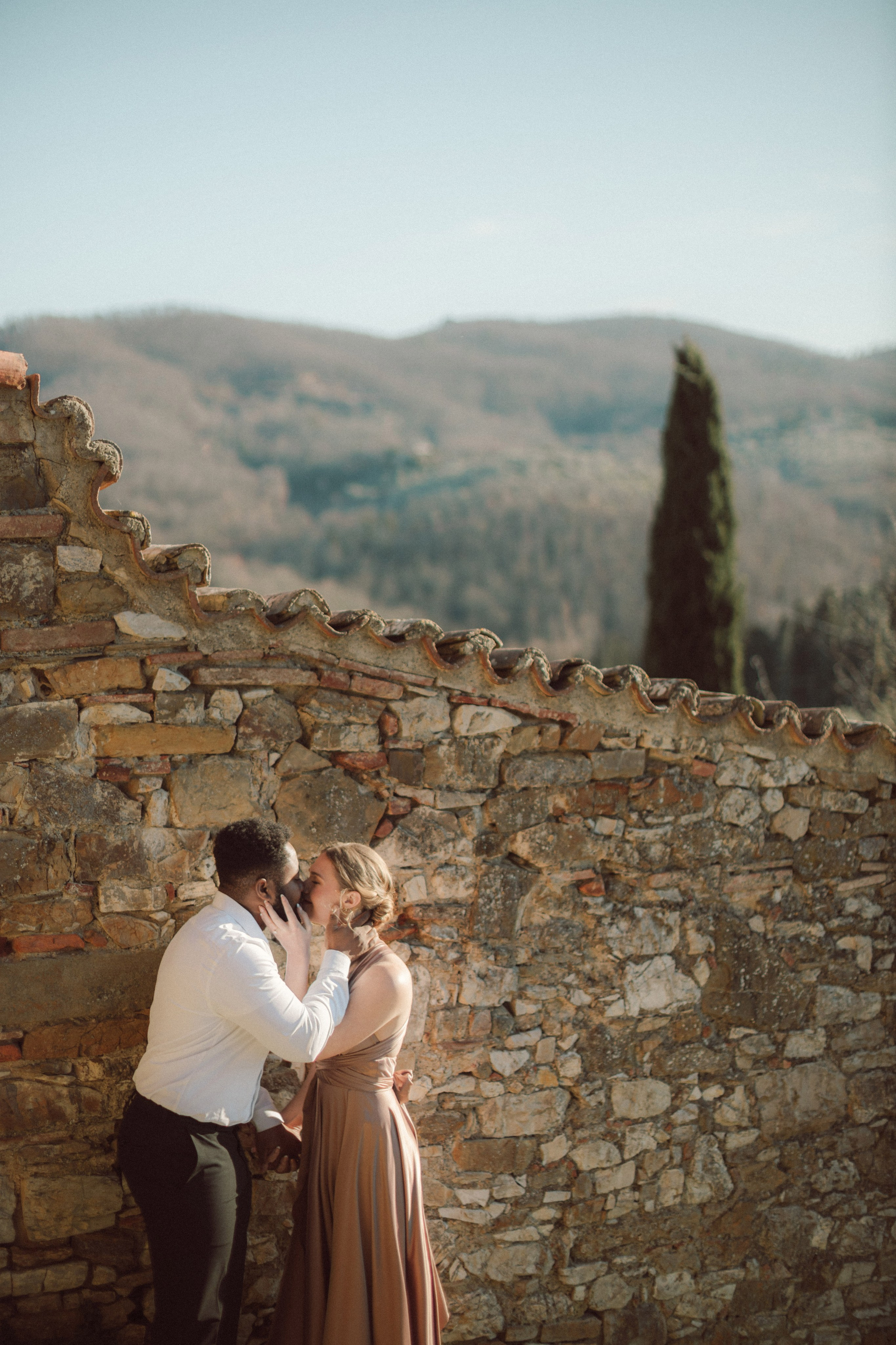 Seth & Janaya. Fotografo di matrimoni a Firenze, Pisa e Toscana | Fotografia spontanea ed elegante in Italia