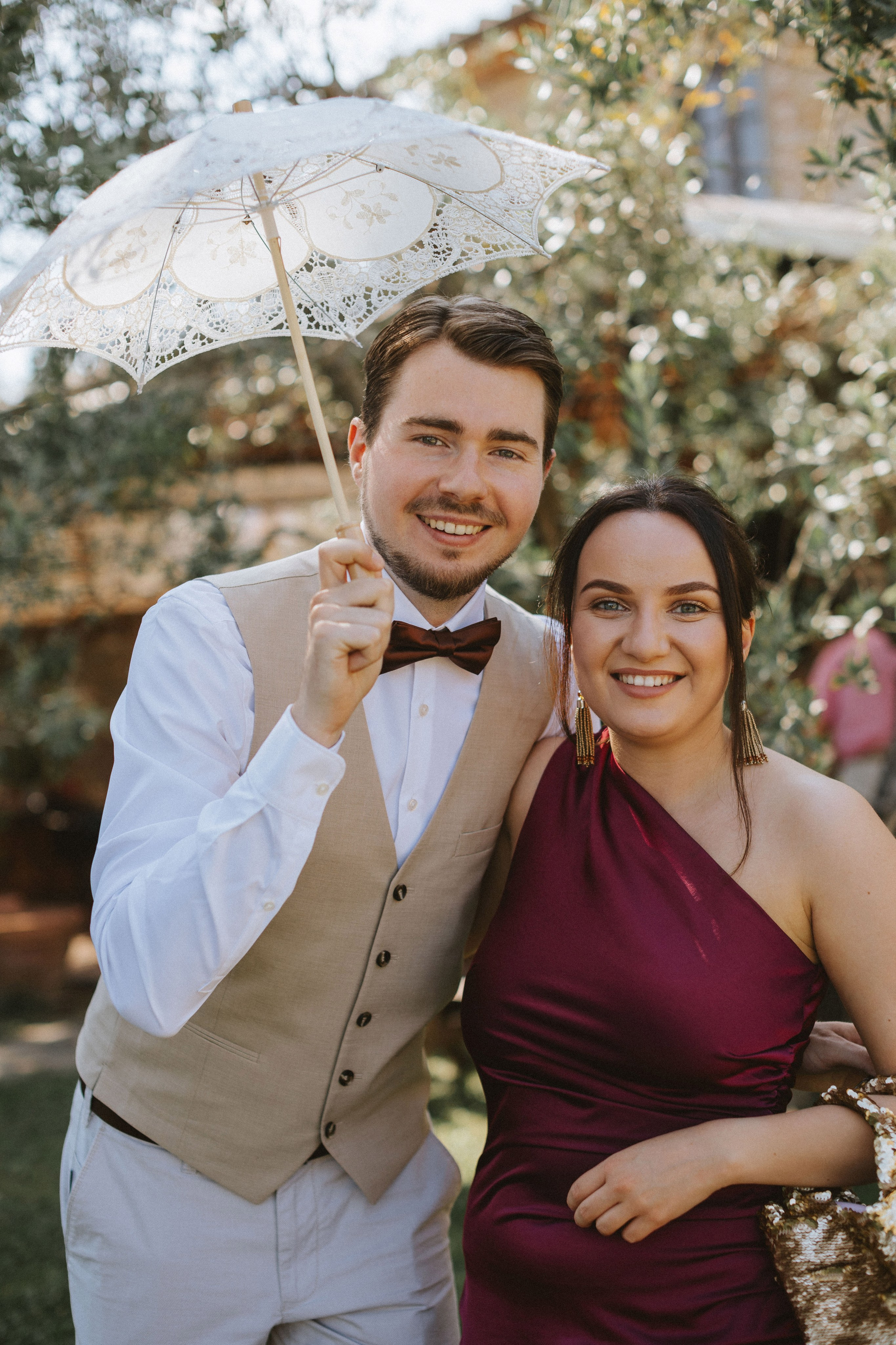 Yura & Katya: Tuscan Wedding Preview at Agriturismo Sottotono. Fotografo di matrimoni a Firenze, Pisa e Toscana | Fotografia spontanea ed elegante in Italia