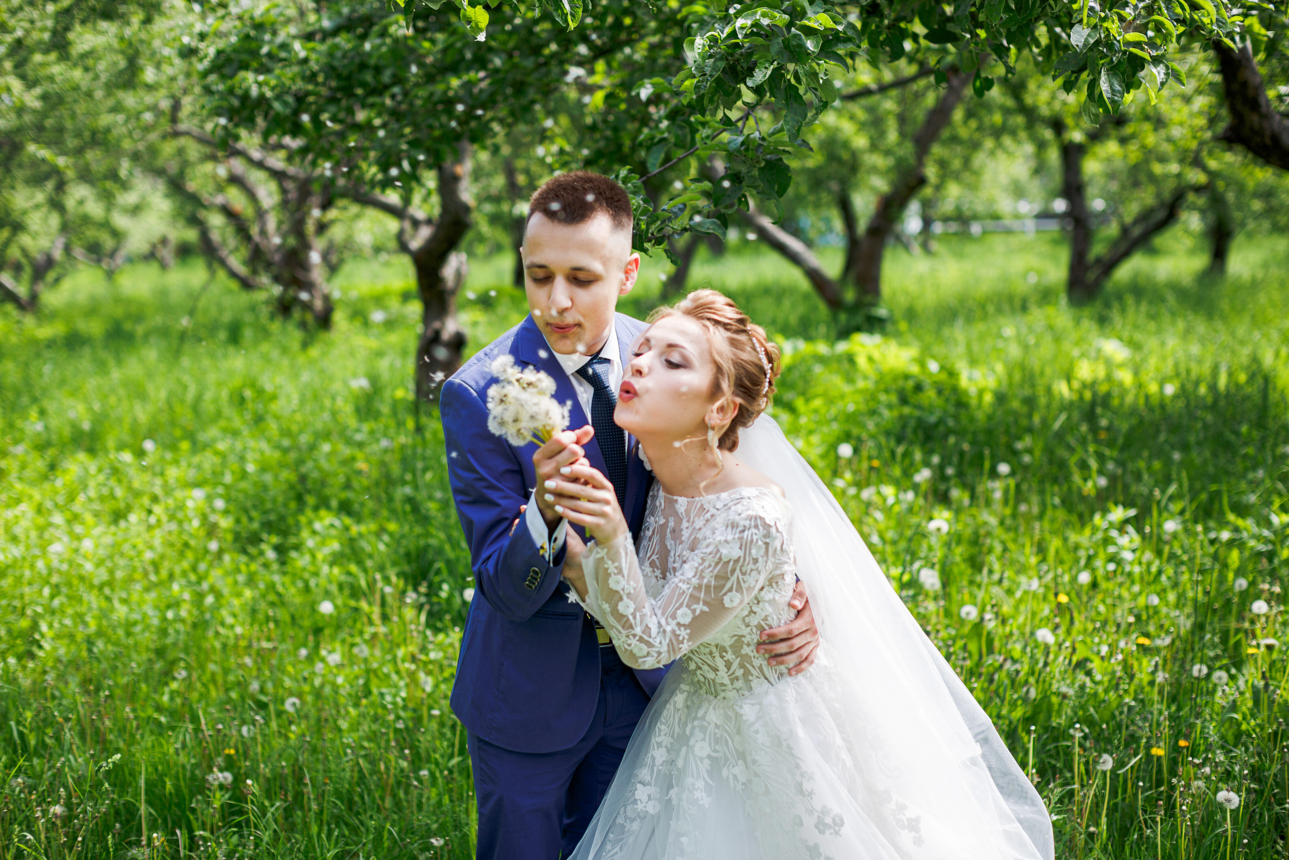 Свадебная фотосессия в Киеве  на ВДНХ. Wedding Photographer in Florence, Pisa & Tuscany | Candid & Elegant Photography in Italy