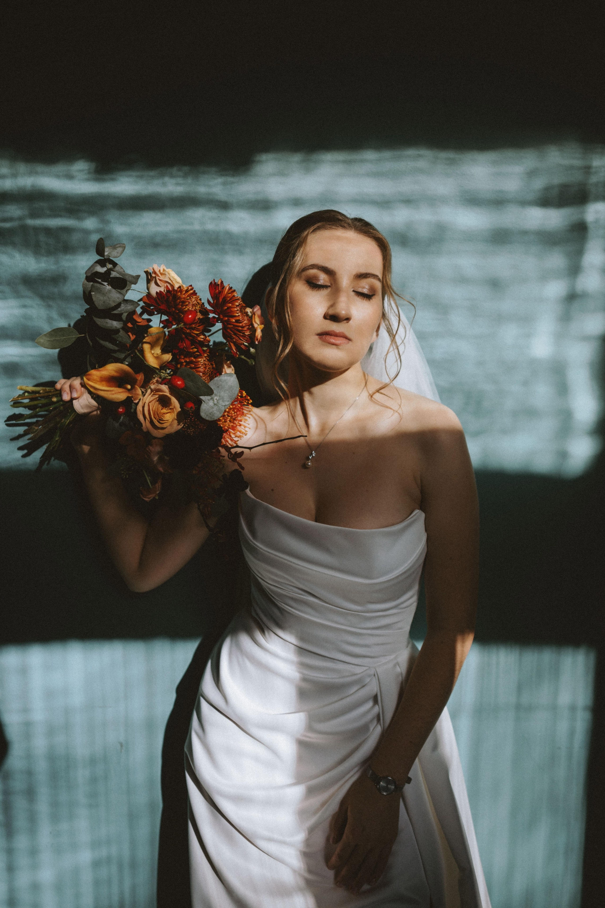 "Bride Nata elegant wedding dress"