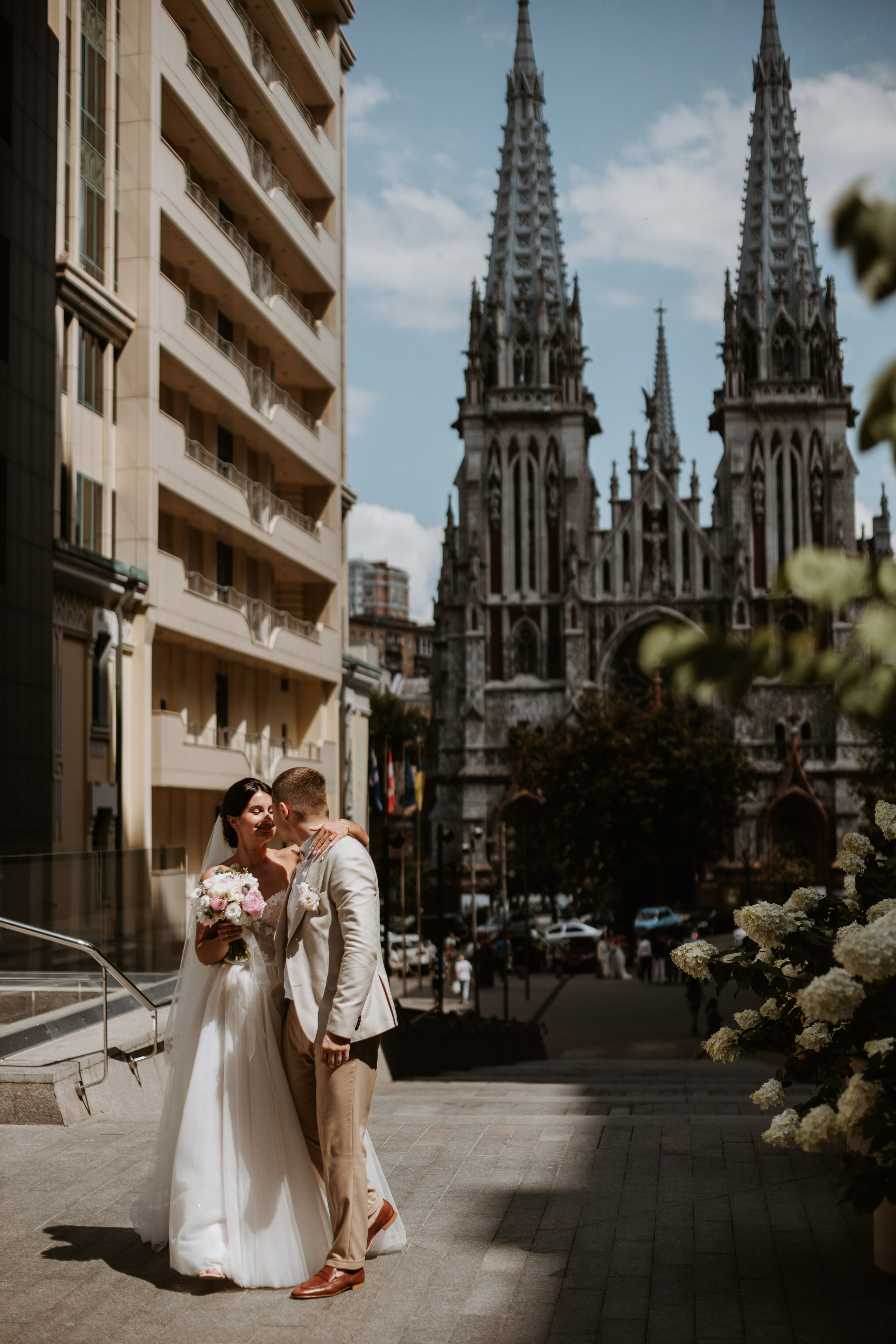 Matrimonio elegante di Olga & Slava — Emozioni autentiche e bellezza senza tempo. Fotografo di matrimoni a Firenze, Pisa e Toscana | Fotografia spontanea ed elegante in Italia