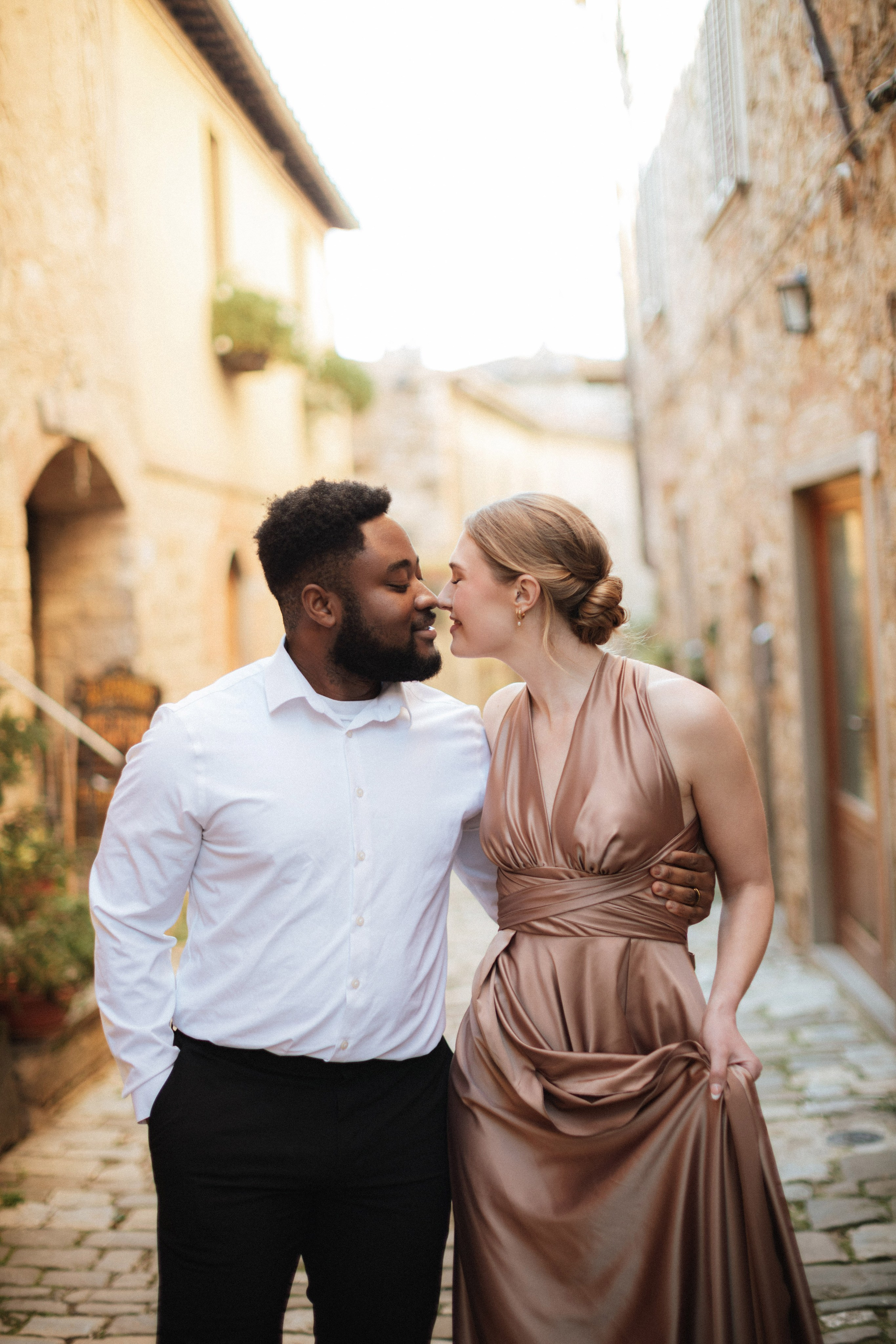 Seth & Janaya. Fotografo di matrimoni a Firenze, Pisa e Toscana | Fotografia spontanea ed elegante in Italia
