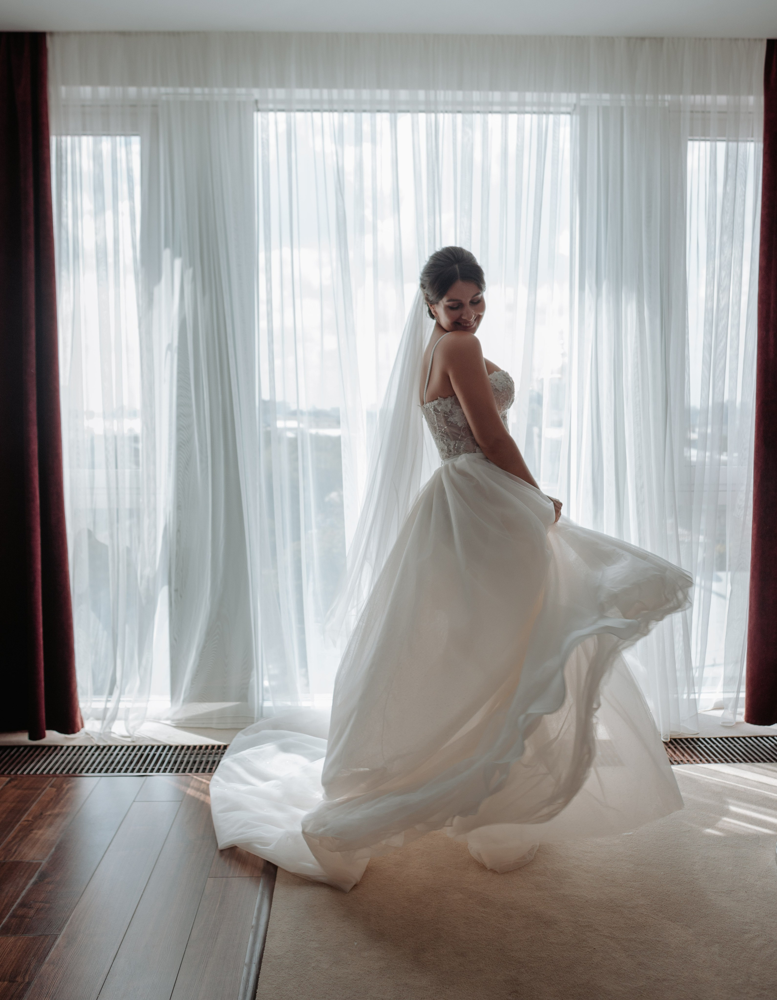 Matrimonio elegante di Olga & Slava — Emozioni autentiche e bellezza senza tempo. Fotografo di matrimoni a Firenze, Pisa e Toscana | Fotografia spontanea ed elegante in Italia