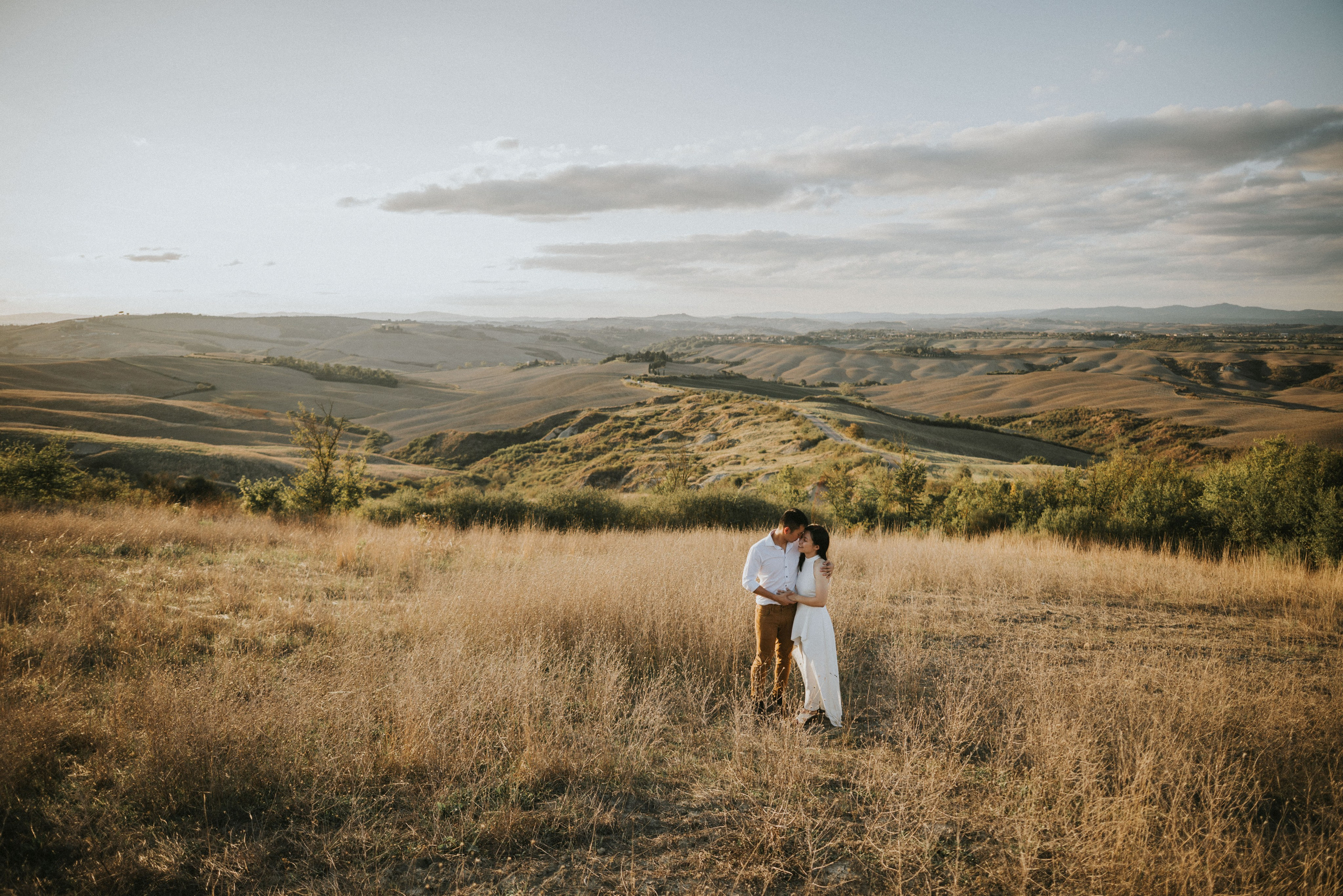 Family Photoshoot in Tuscany | Val d’Orcia & Pienza Photographer. Wedding Photographer in Florence, Pisa & Tuscany | Candid & Elegant Photography in Italy