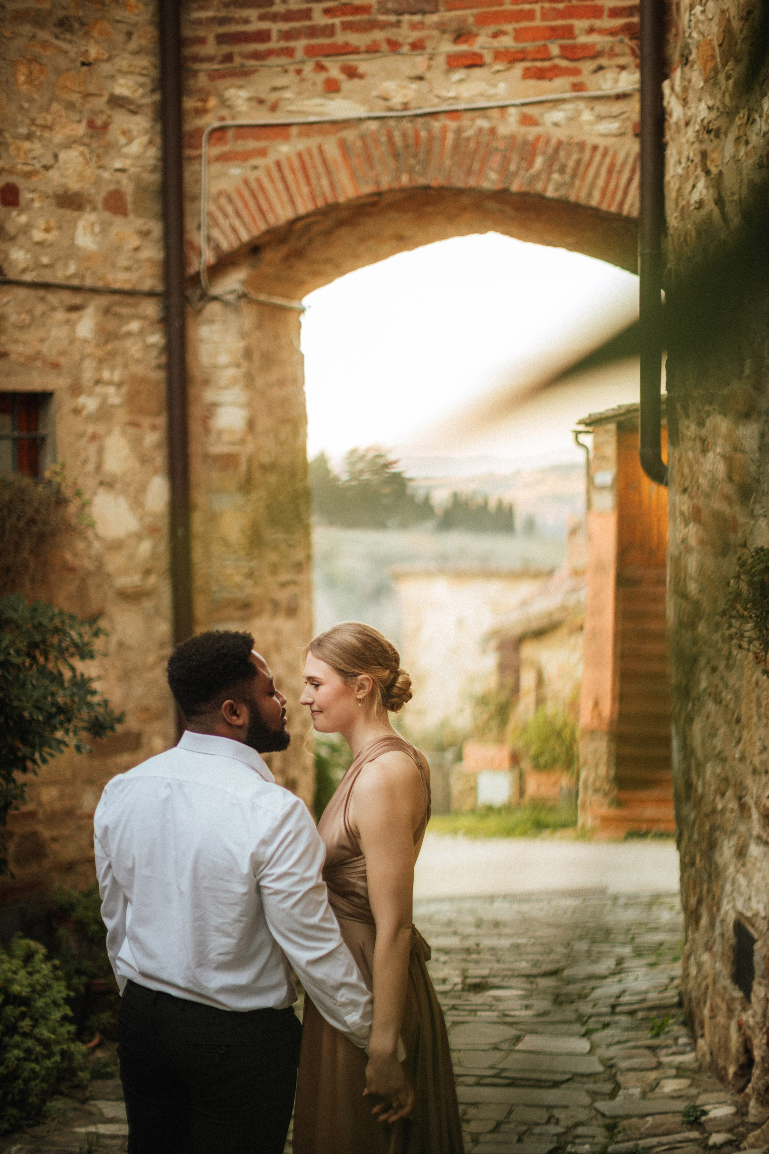 Seth & Janaya. Fotografo di matrimoni a Firenze, Pisa e Toscana | Fotografia spontanea ed elegante in Italia