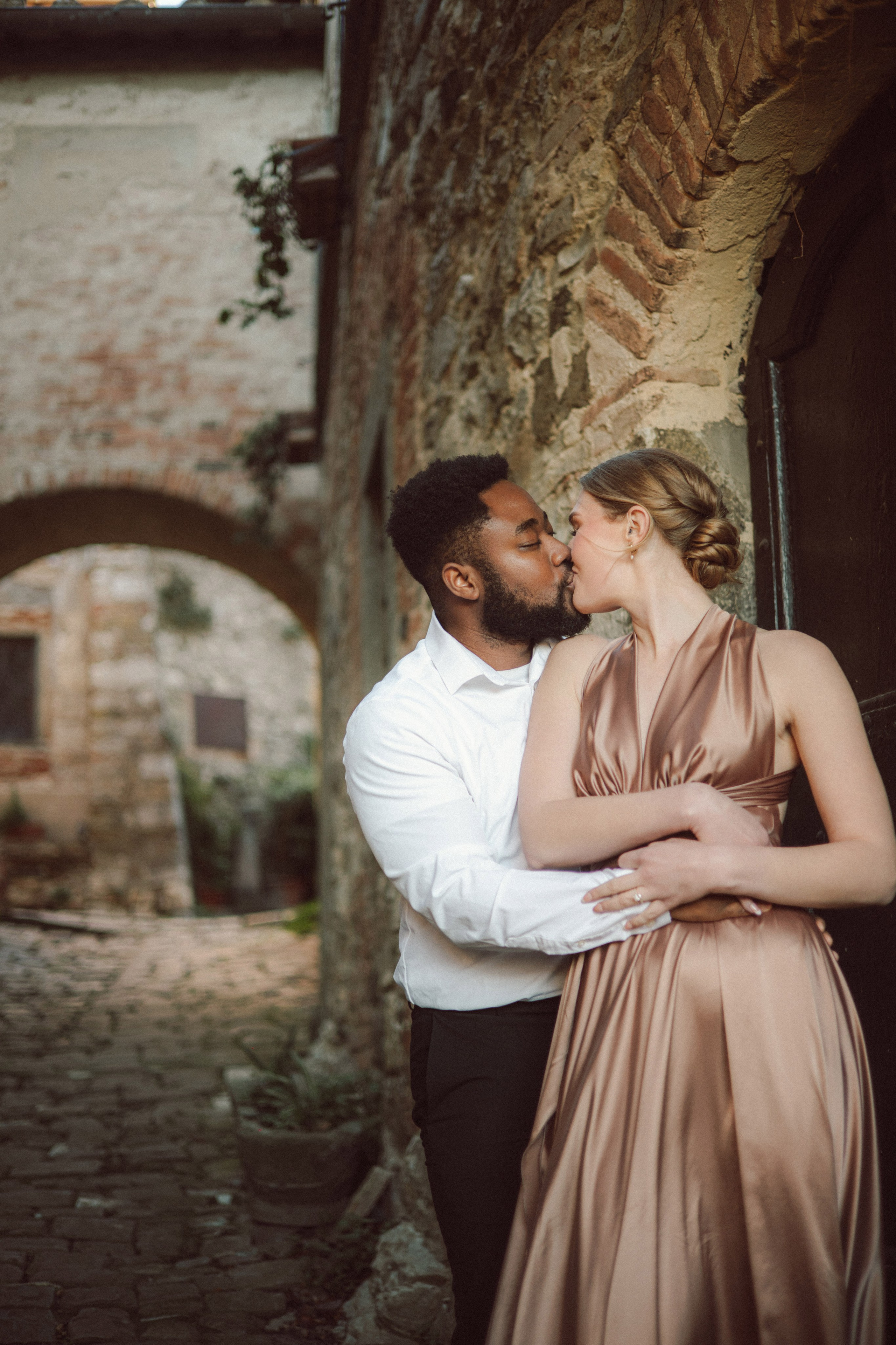 Seth & Janaya. Fotografo di matrimoni a Firenze, Pisa e Toscana | Fotografia spontanea ed elegante in Italia