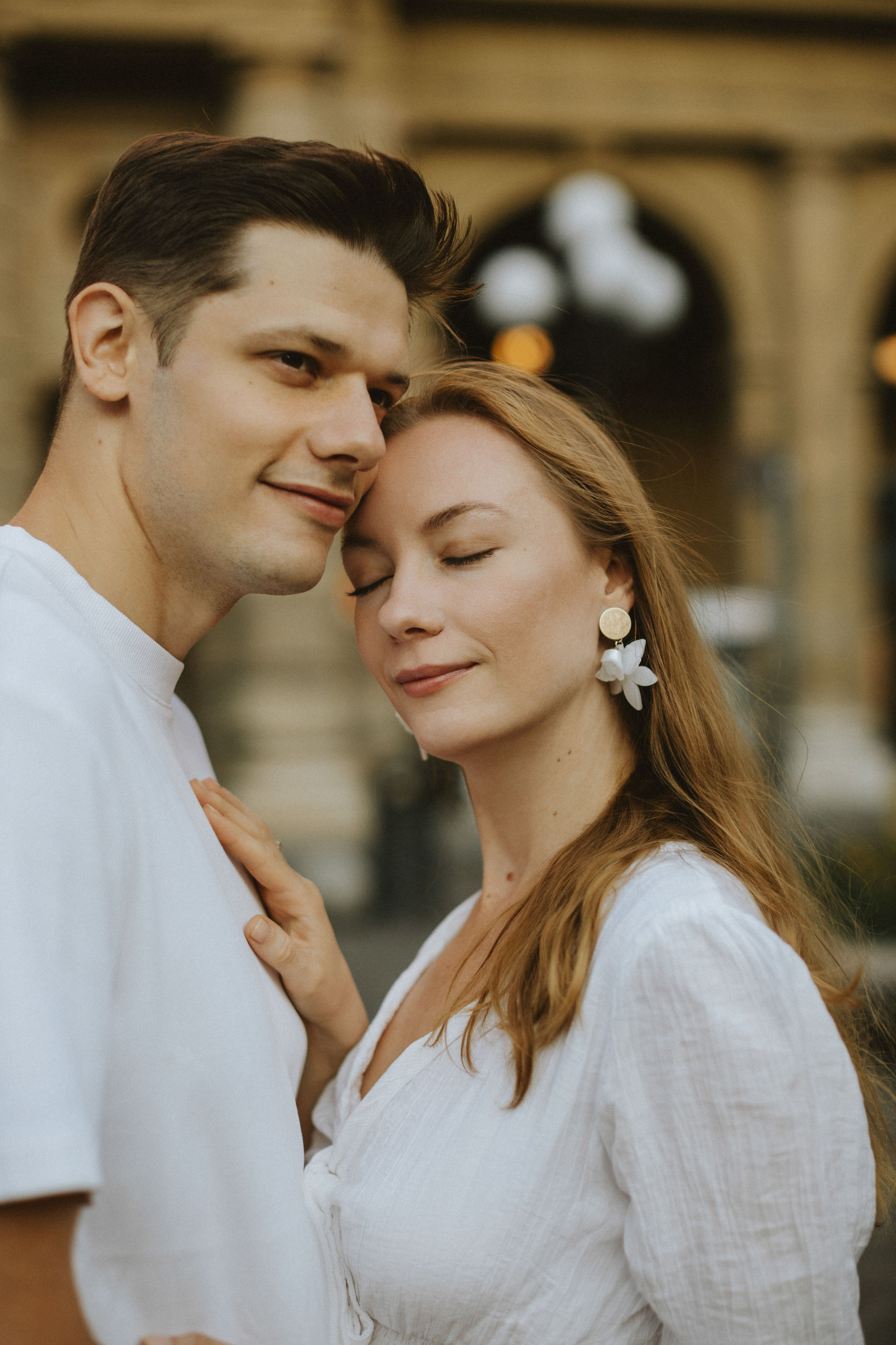Couple Photoshoot Florence | Romantic Session at Ponte Vecchio & Uffizi. Wedding Photographer in Florence, Pisa & Tuscany | Candid & Elegant Photography in Italy